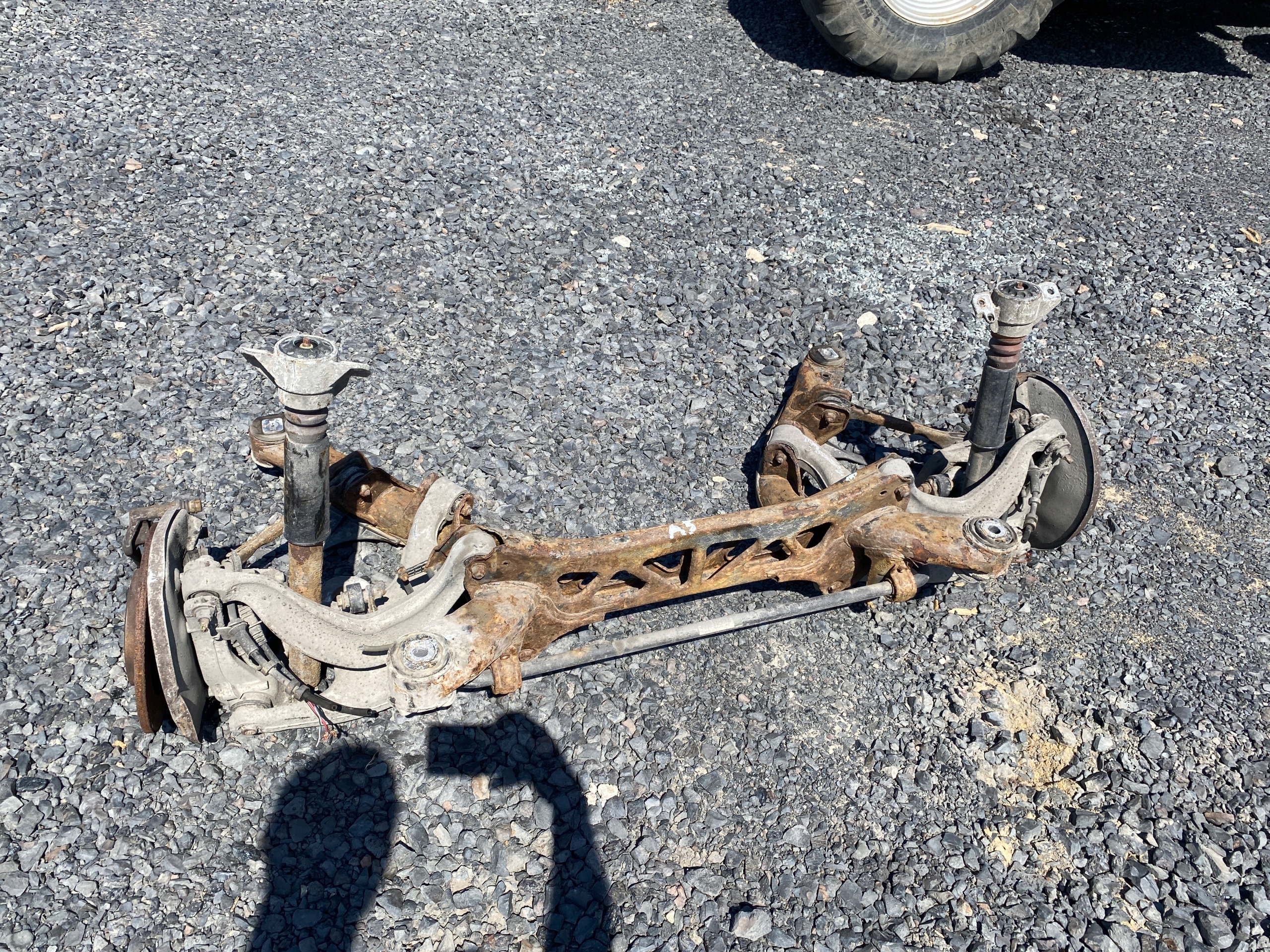 AUDI A5 8T 2.0 TDI SPORTBACK BELKA ZAWIESZENIE TYŁ