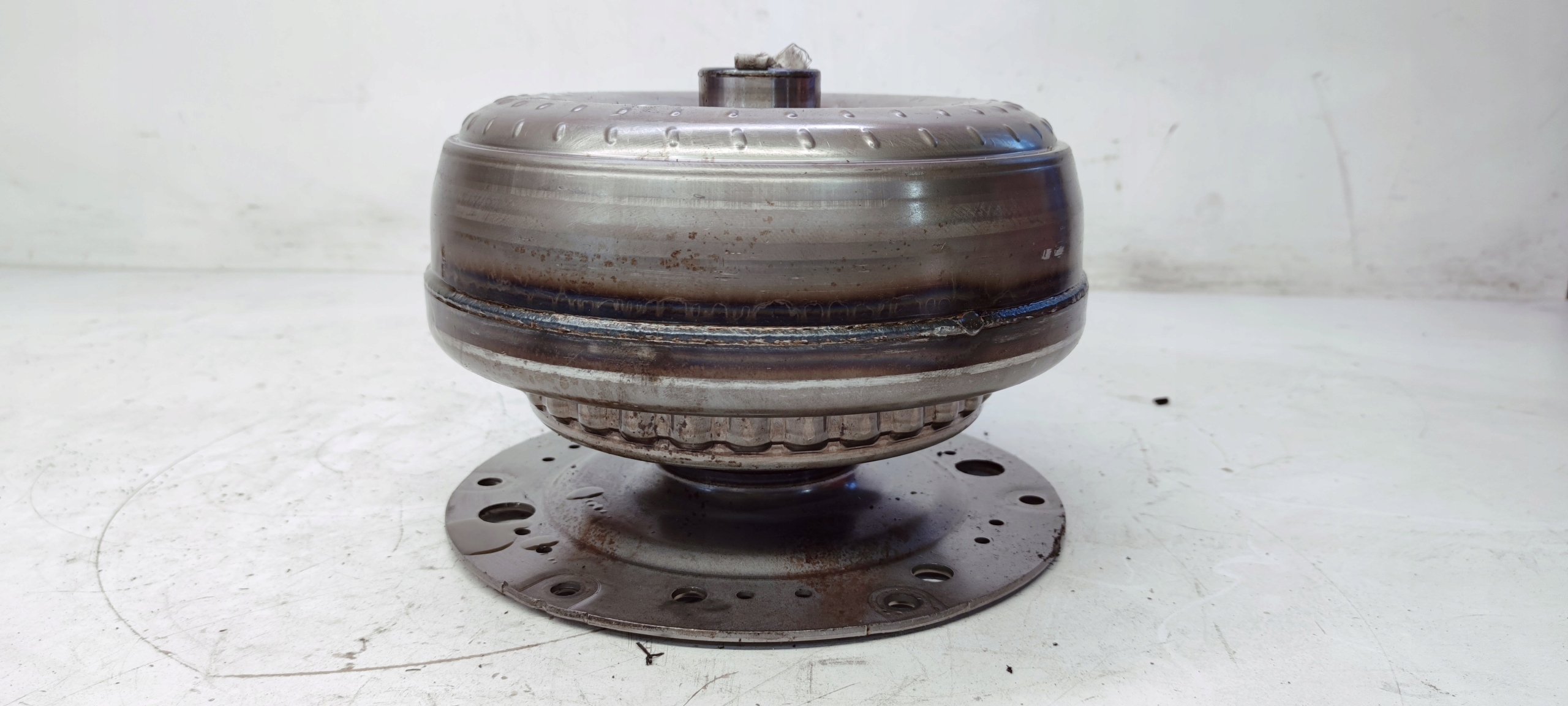 kvačilo hidromjenjač AUDI A4 B9 250700004419