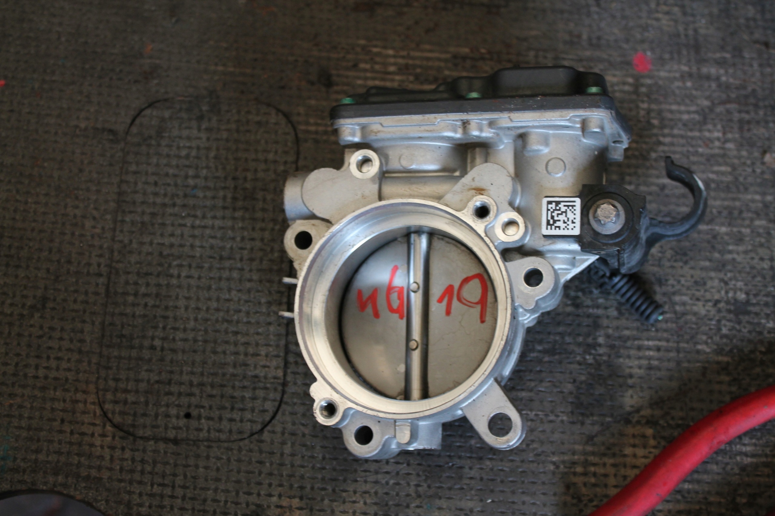 4619. Valvola a farfalla BMW 9847189