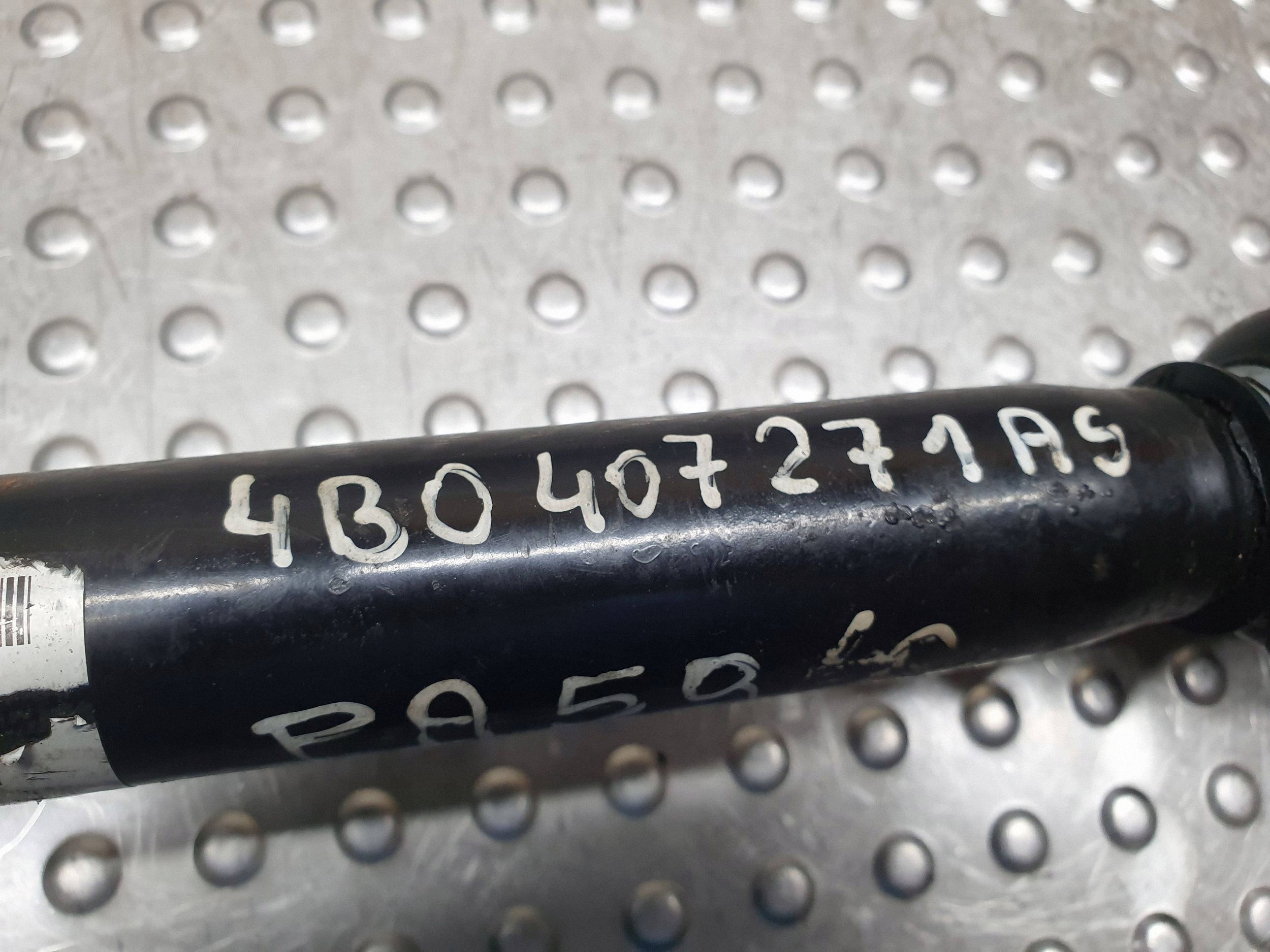 semi-axis left front 4B0407271AS AUDI A6 C5 2.4 3.0B