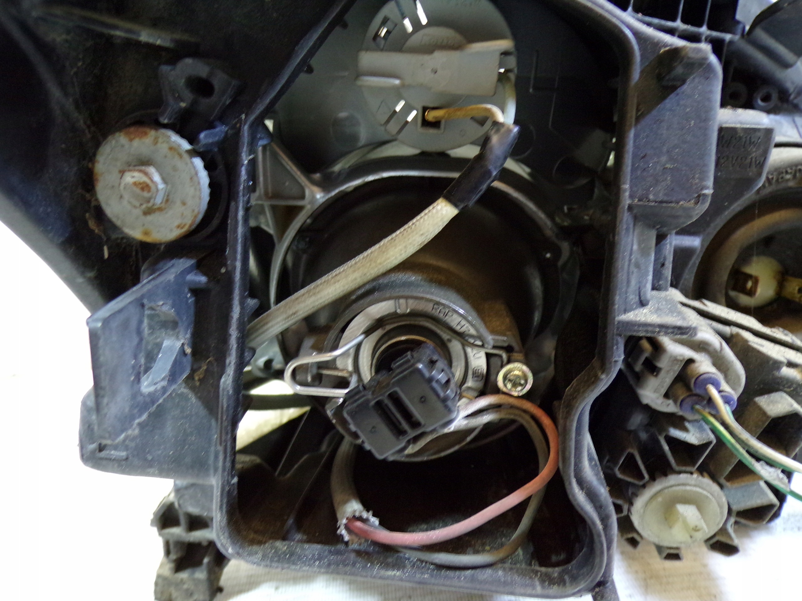 light front front left TOYOTA AVENSIS T25 (3) (K1)