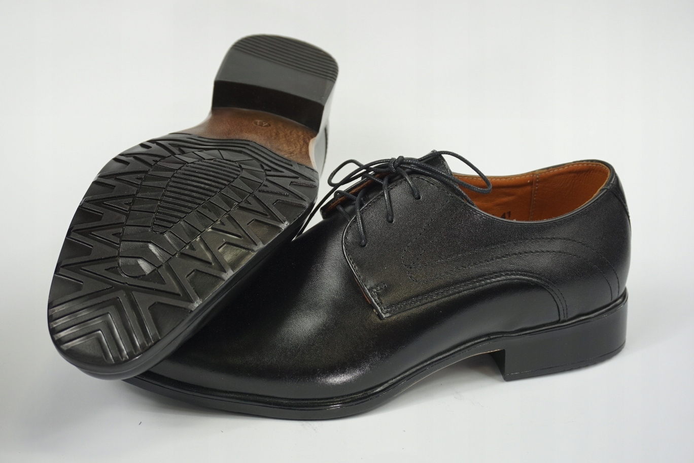 PÓŁBUTY WIZYTOWE, SŁUŻBOWE GREGOR 43 Marka inna