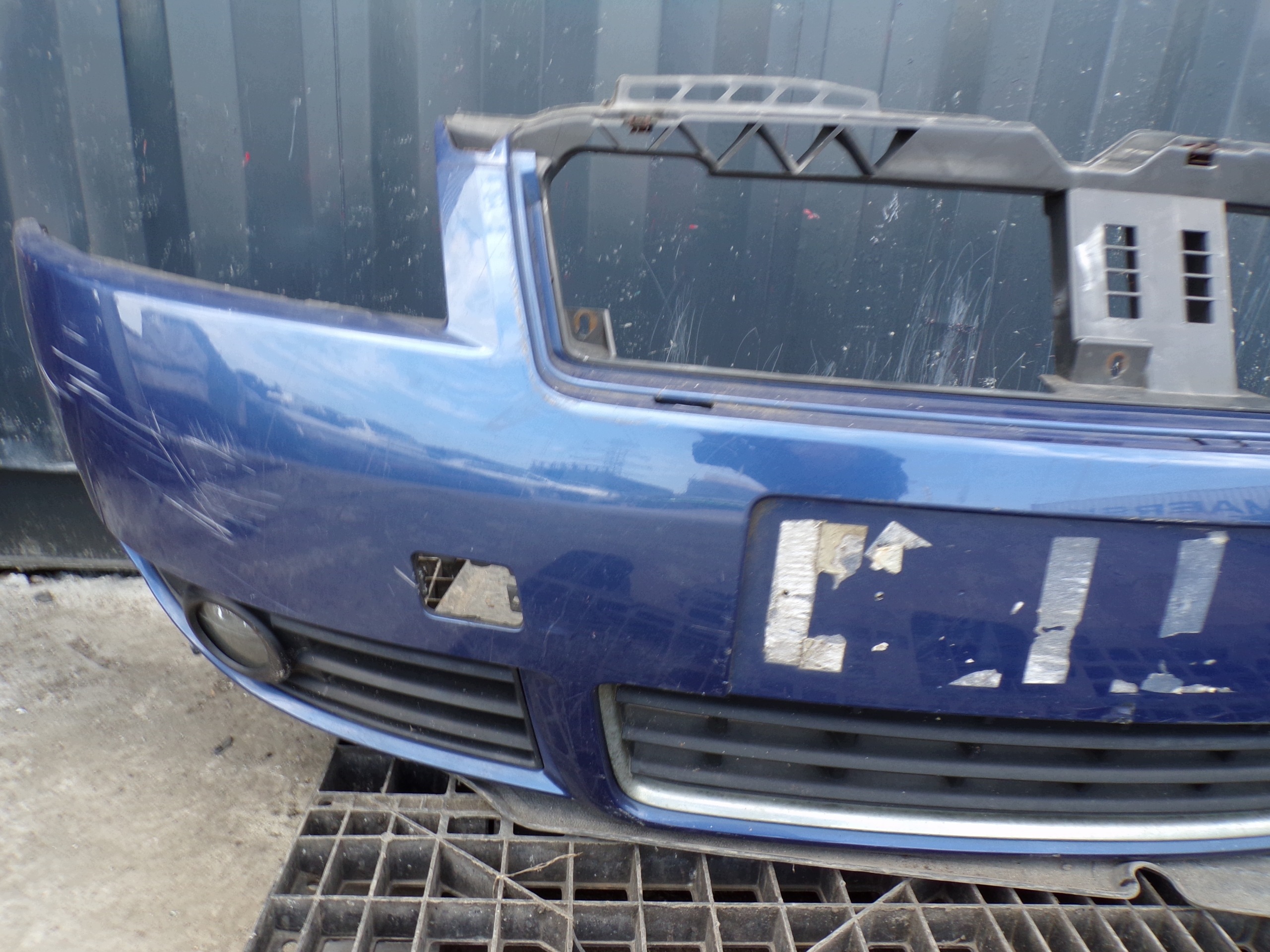 front bumper front AUDI A4 B6 CABRIO KABRIO (R1)