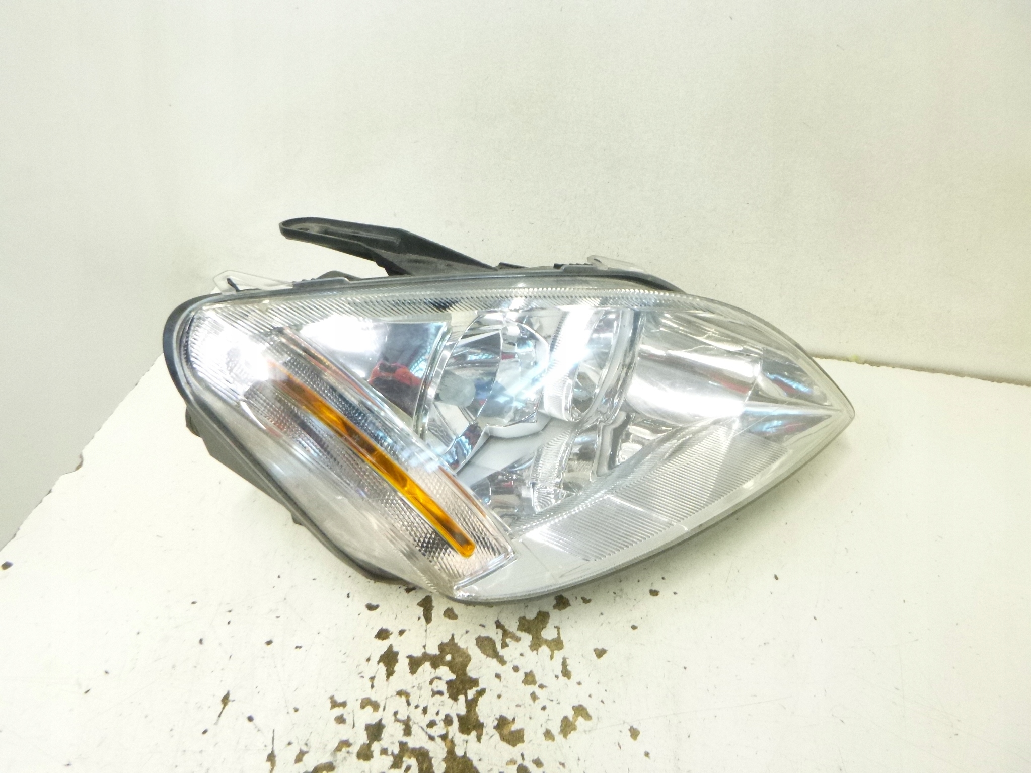 REFLEKTOR light right front FORD FOCUS C-MAX 03-07 DEPO 431-1158R