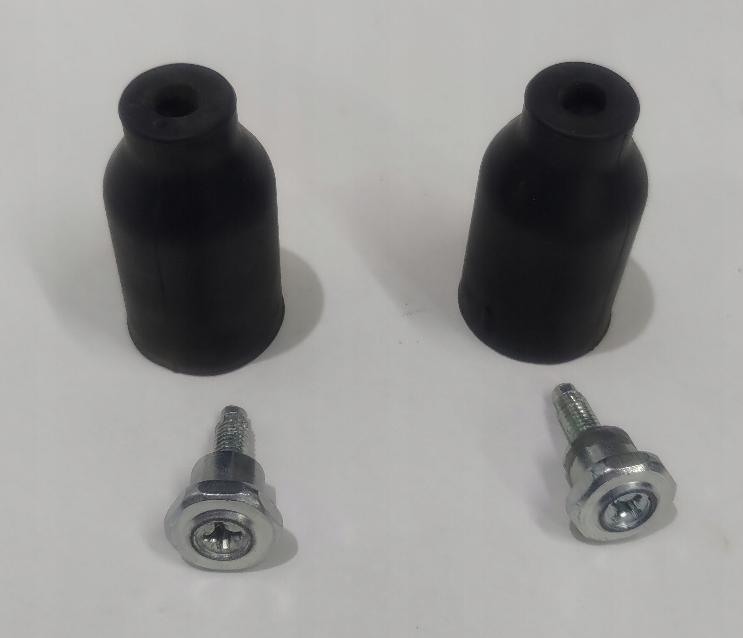 SUBARU FORESTER IV SJ 12-ODBÓJ KLAPY BAGAŻNIKA Producent części Subaru OE