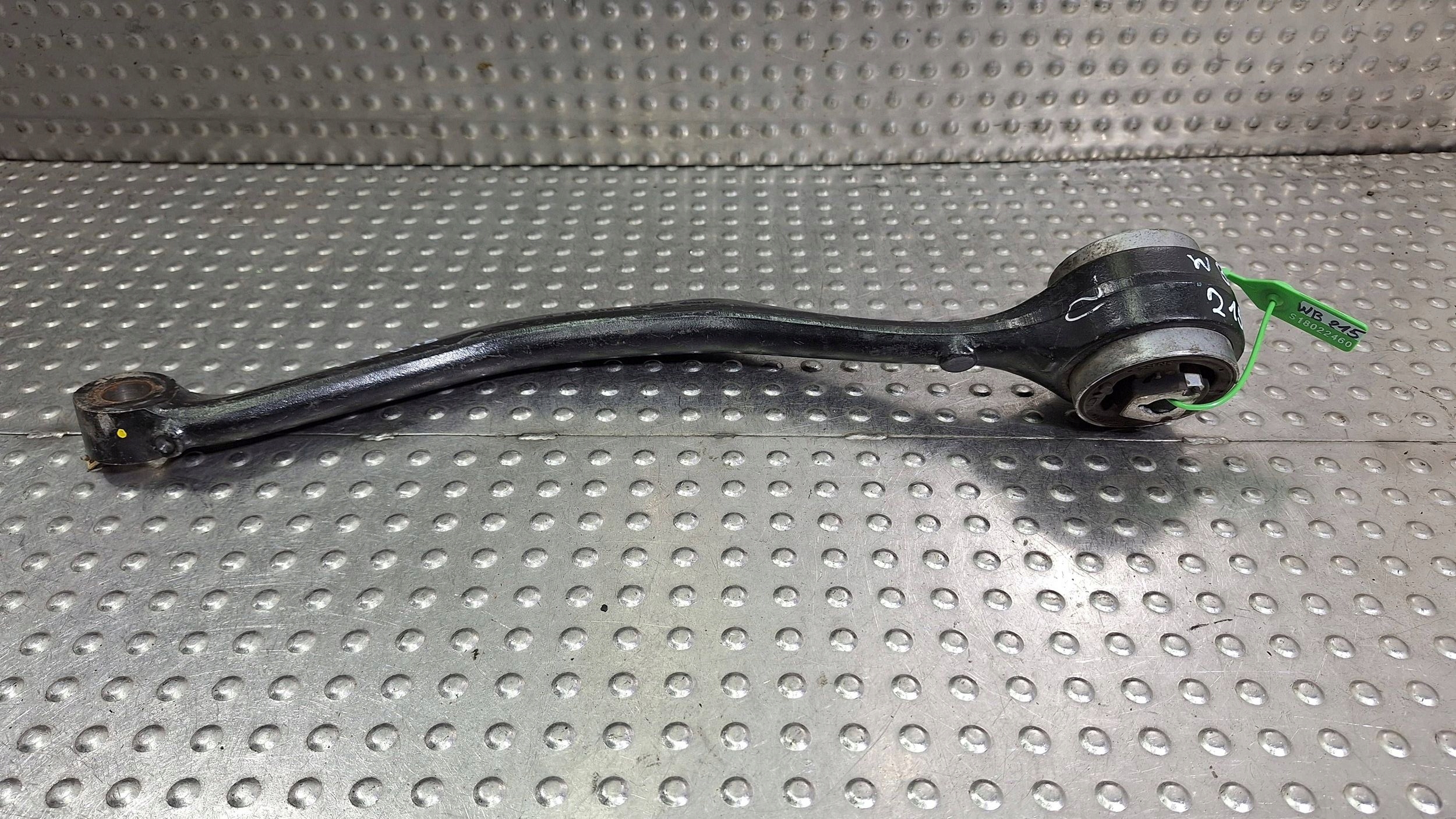 arm front right front upper 3412142 BMW X3 E83