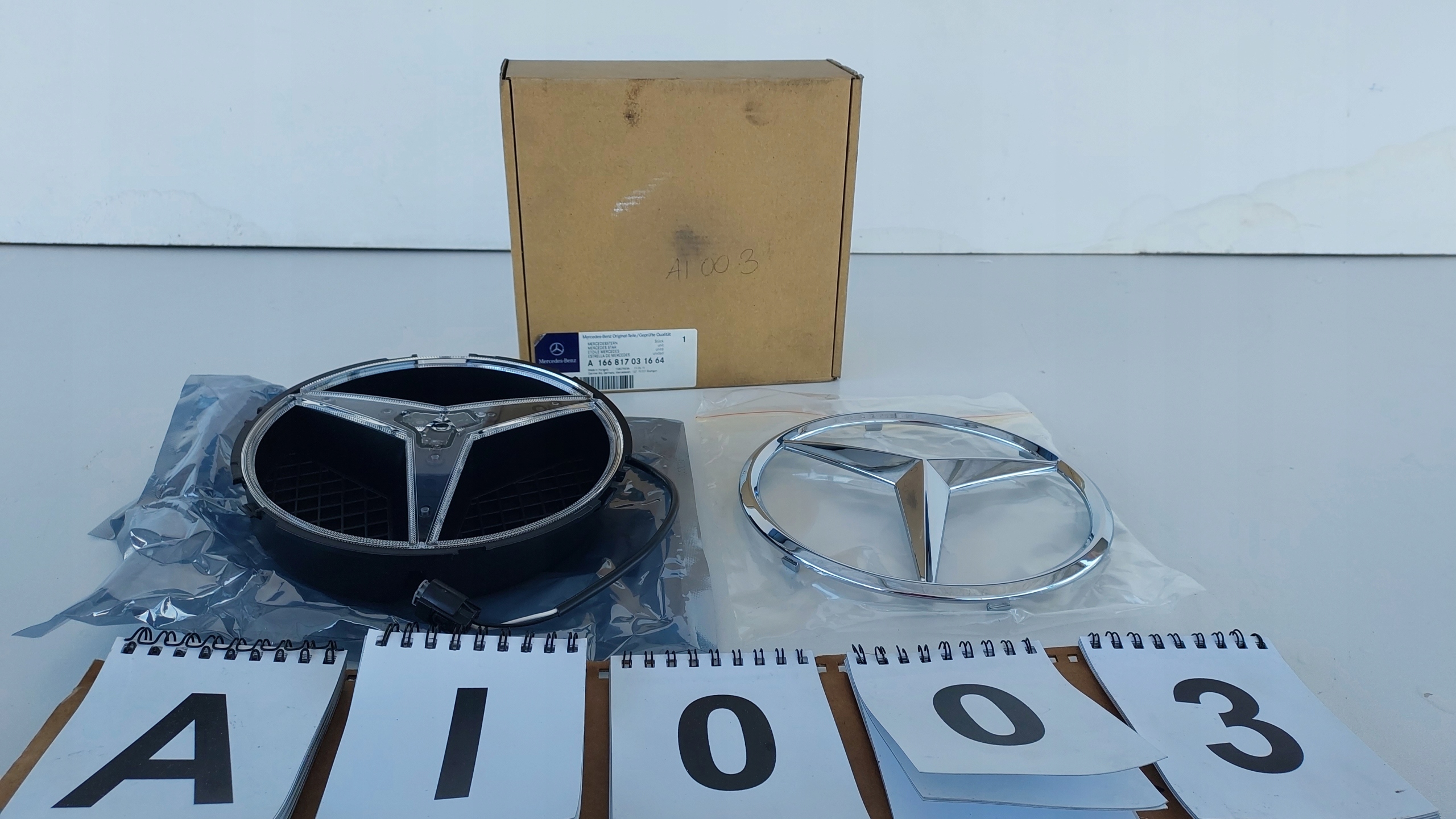 MERCEDES PODŚWIETLANA GWIAZDA