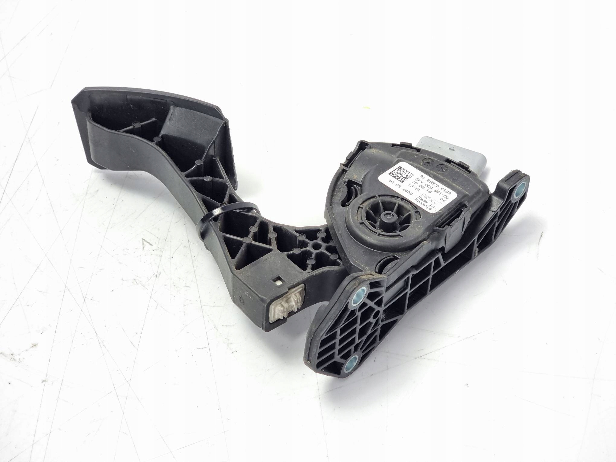 PEDAL 81.25970.6103 MAN TGX 18.440