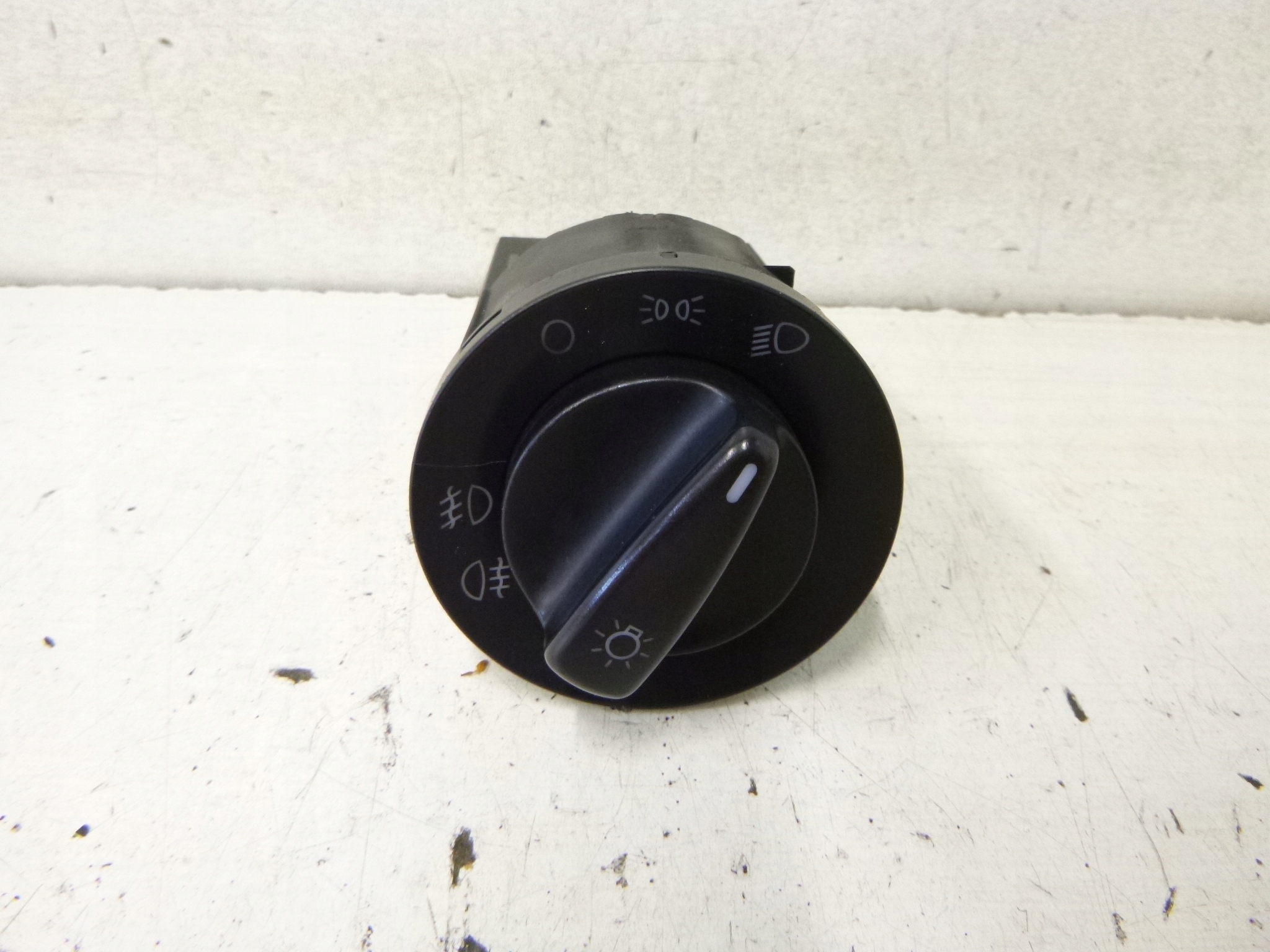 switch light switch VW Volkswagen Golf IV 97-06r. PRZECIWMGIELNE
