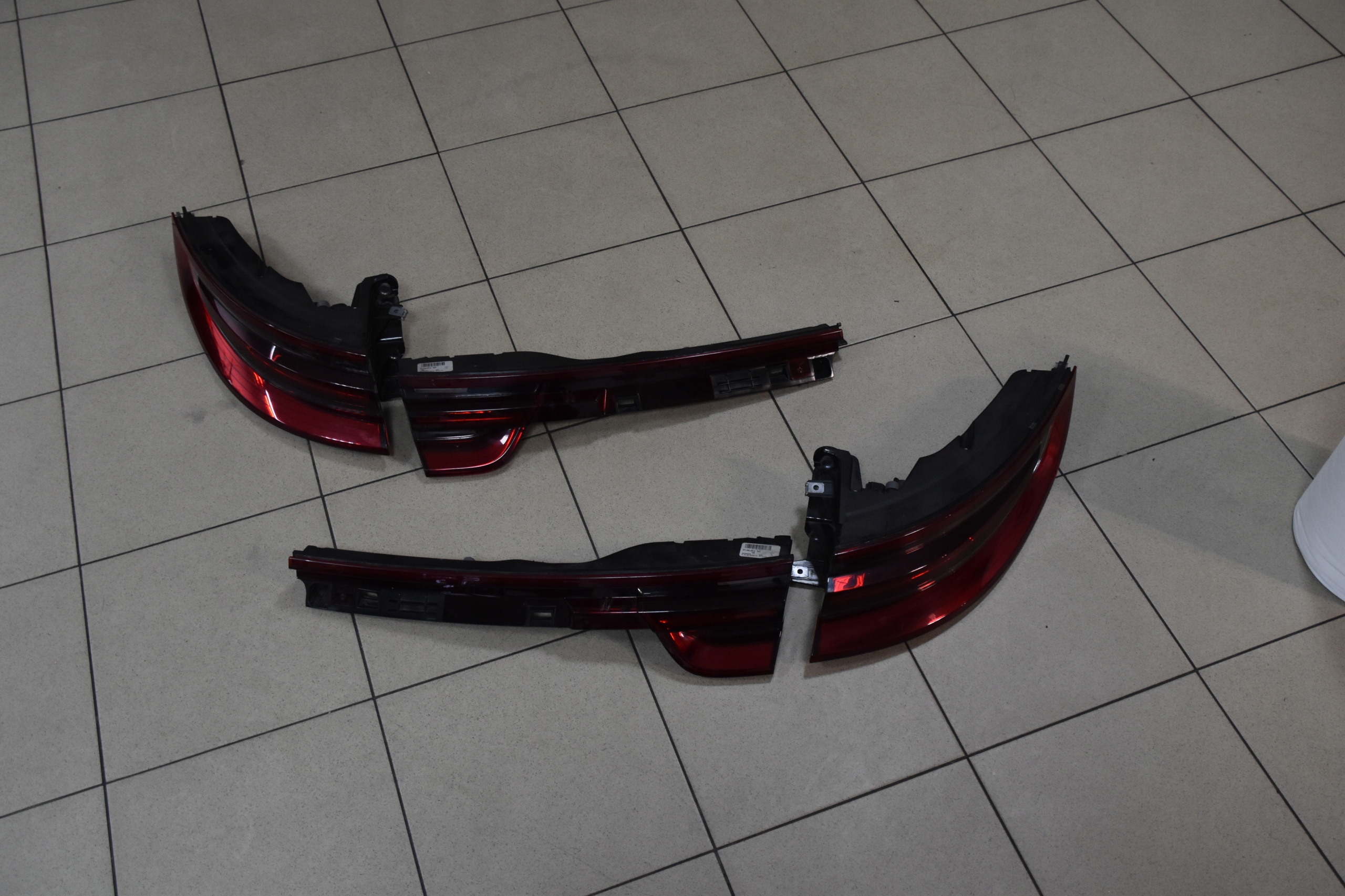 ФАРА ЗАДНЯЯ ЛЕВА PORSCHE PANAMERA 971