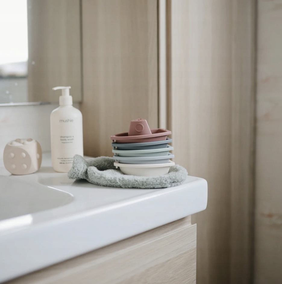 ŁÓDKI Zabawka do kąpieli MUSHIE Kod producenta 101004