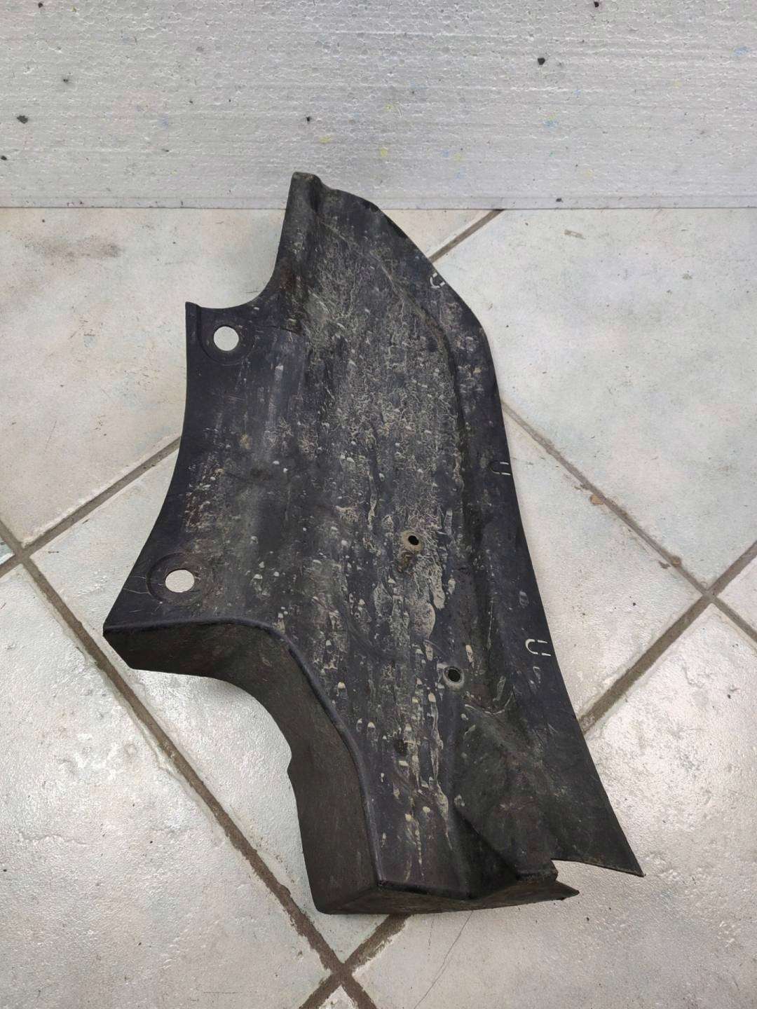 mudguard rear part right side Mazda CX-9 facelift 2010 TD11-50341