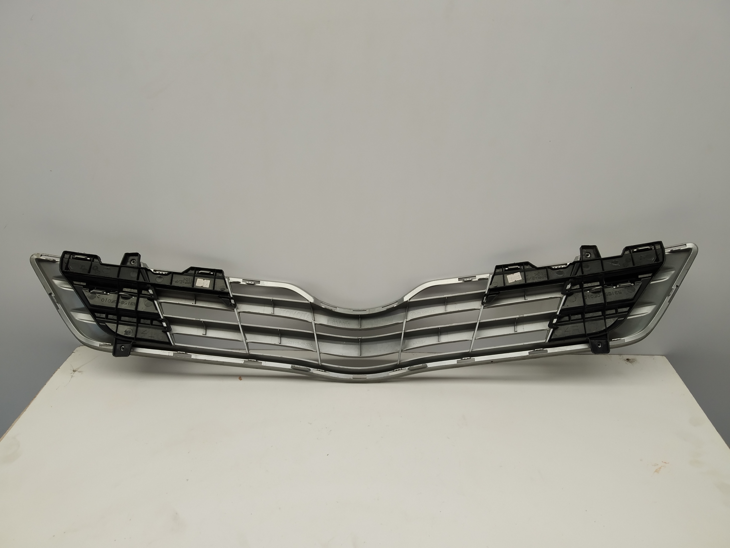 2009-2013r Toyota Verso front PREKLADgrill bumper bracket front 53111-0F070