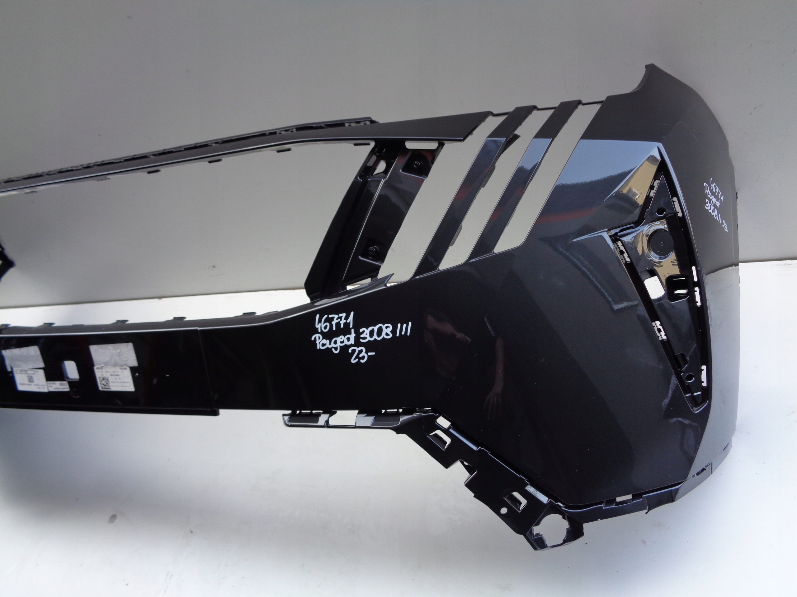 front bumper PEUGEOT 3008 III 23- NR 46771