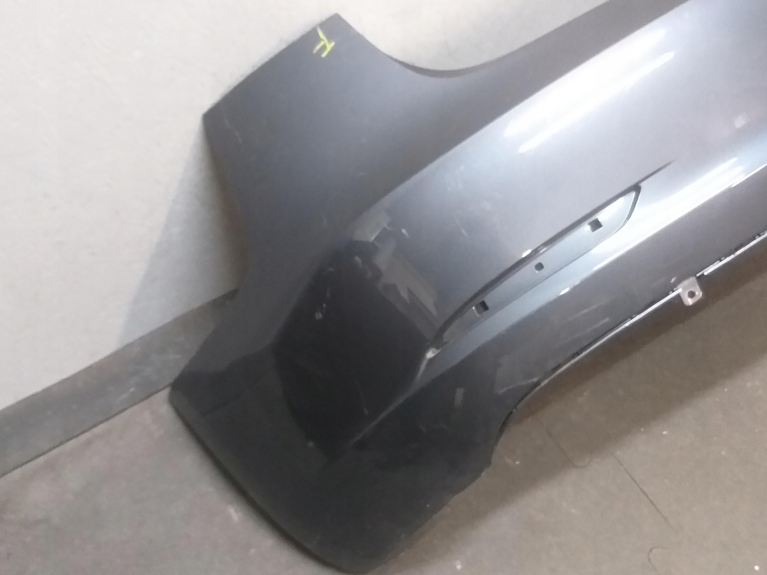 Stoßstange heck TESLA III 3