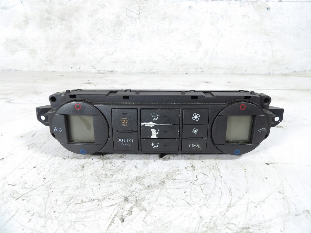 FORD FOCUS C-MAX e PANEL BOCCHETTE 3M5T-18C612-AH