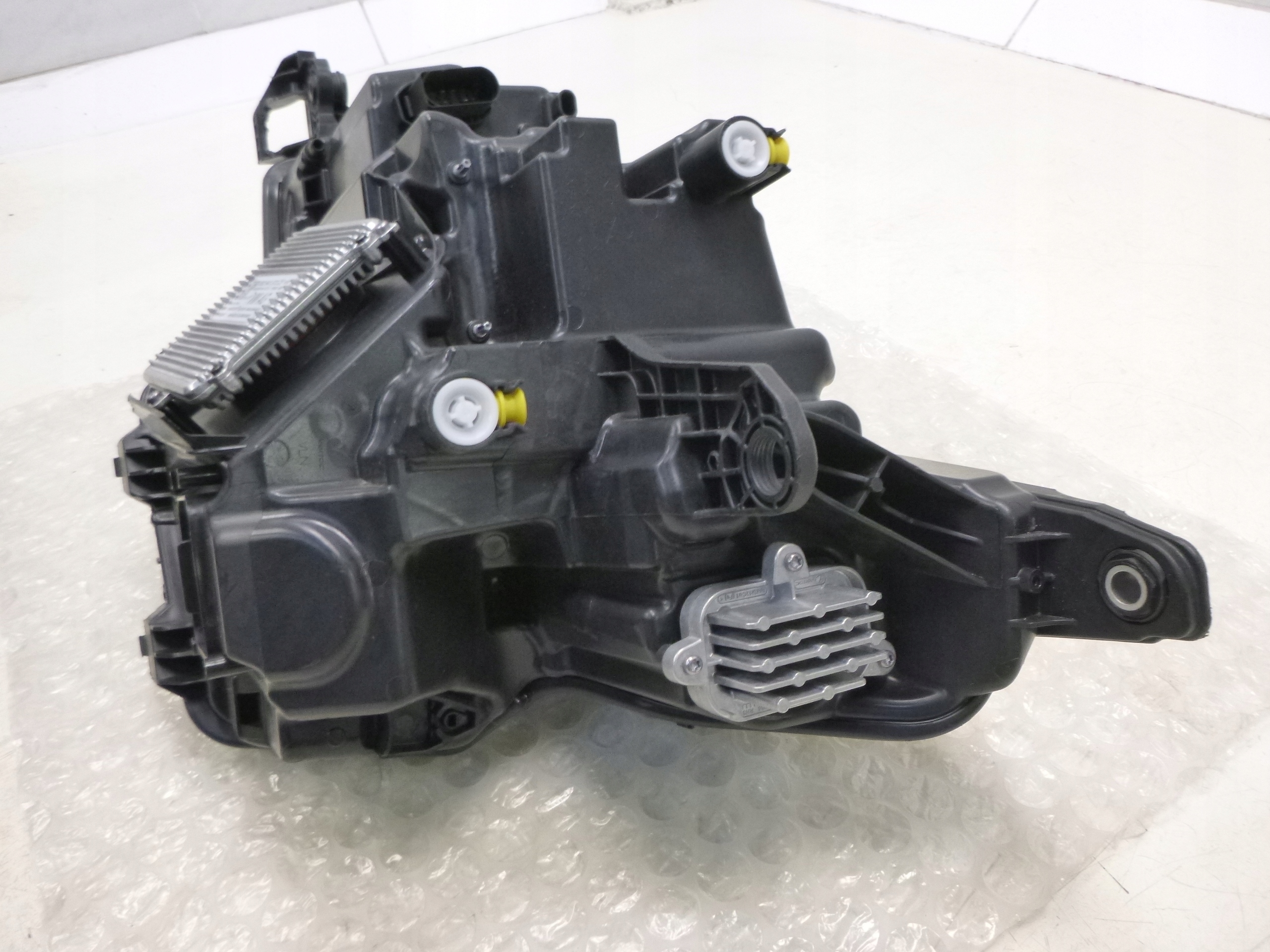 SKODA KODIAQ LIFT 8PIN right front right MATRYCOWA