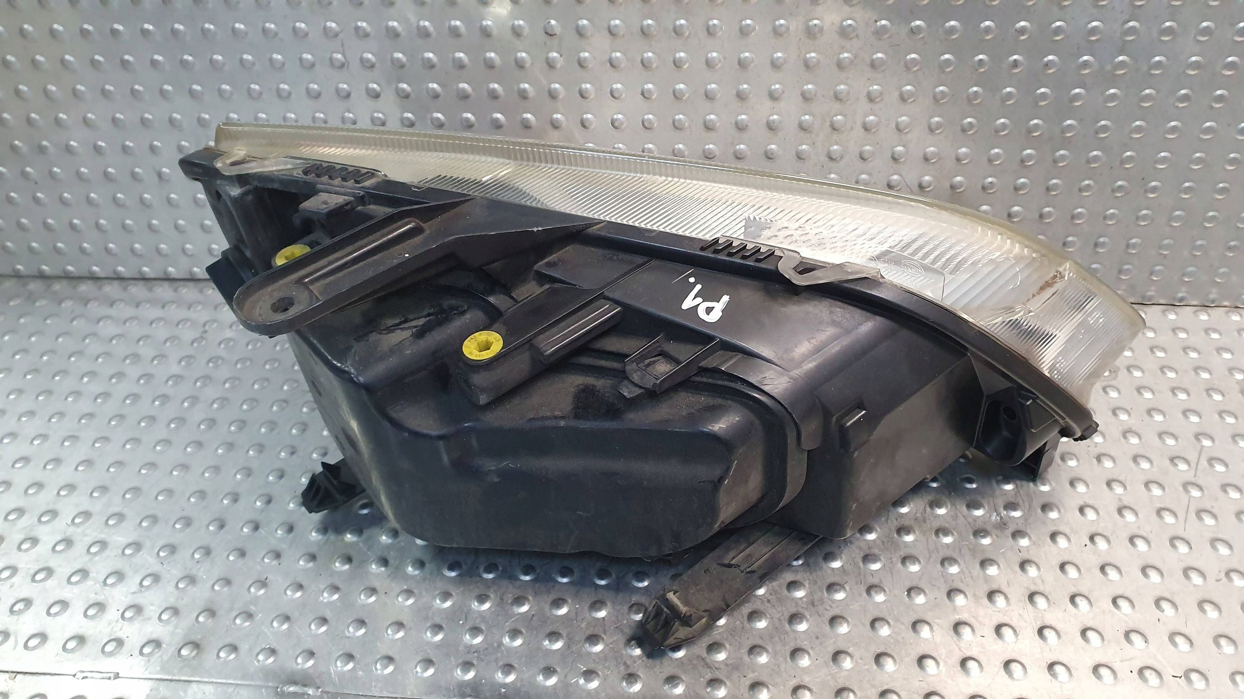 light front left FORD C-MAX MK1 03