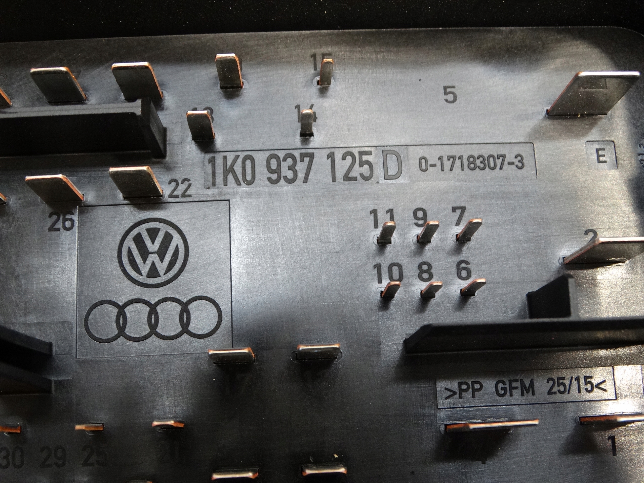 running board STARTOWY VOLKSWAGEN GOLF VI plus 2.0TDI 2011R.