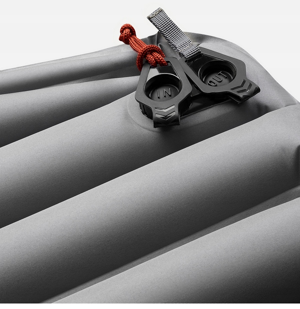 Materac dmuchany Forclaz MT500 air L 180 x 52 cm Waga 0.51 kg