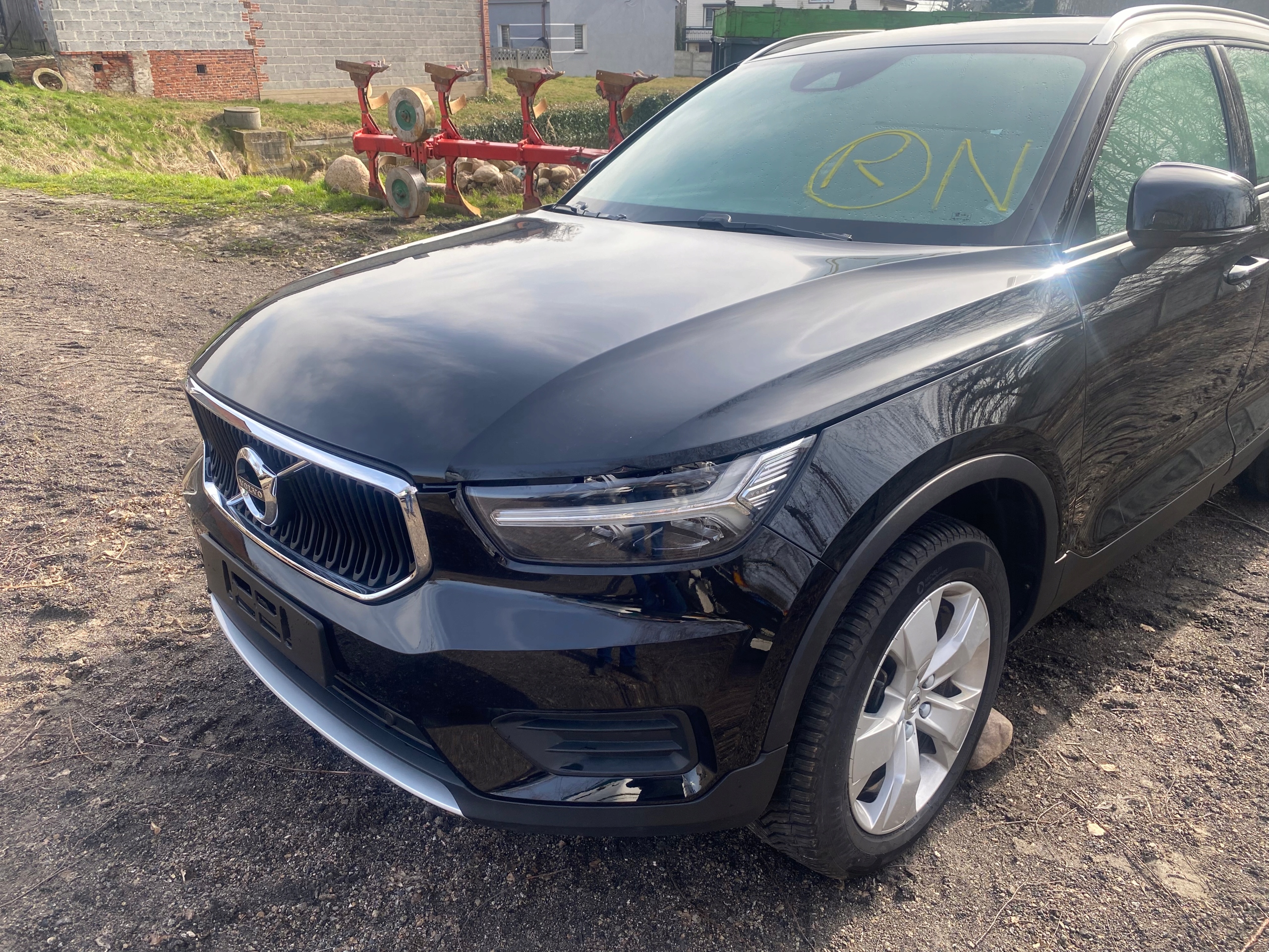 VOLVO XC40 T3 PRZÓD MASKA ZDERZAK BŁOTNIK LAMPA CHŁODNICE EUROPA Lakier 019 Producent części Volvo