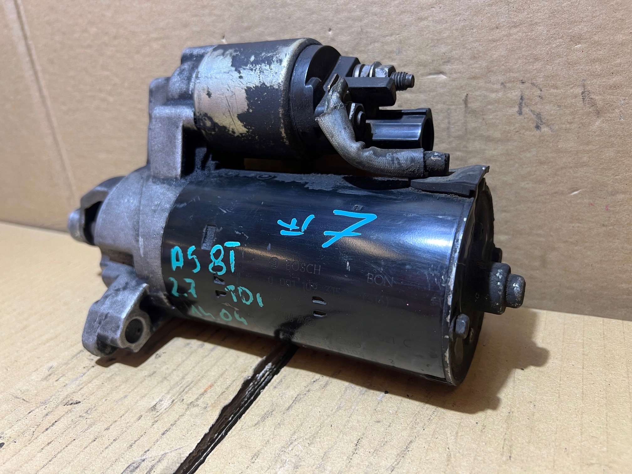 AUDI A5 8T 2.7 TDI Anlasser Starter 059911021C