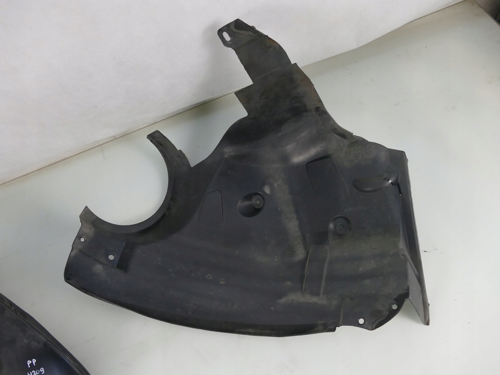 MERCEDES CLK A209 C209 LIFT AMG mudguard 2 CZESCI PP