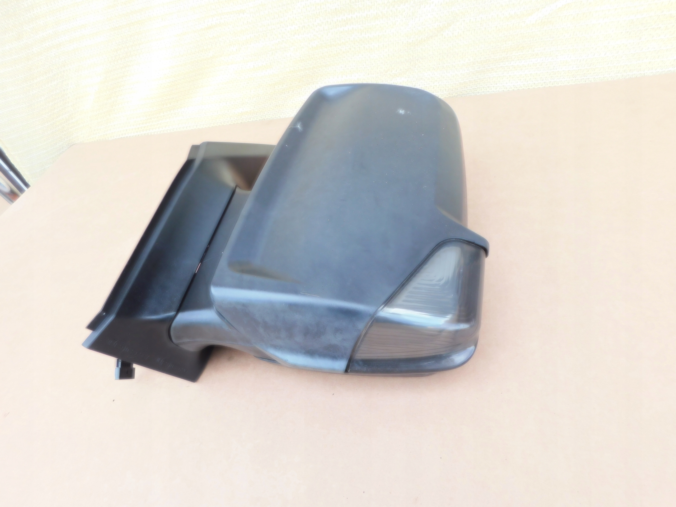 Mercedes Sprinter 906 VW CRAFTER mirror left electrics 6 pin replacement