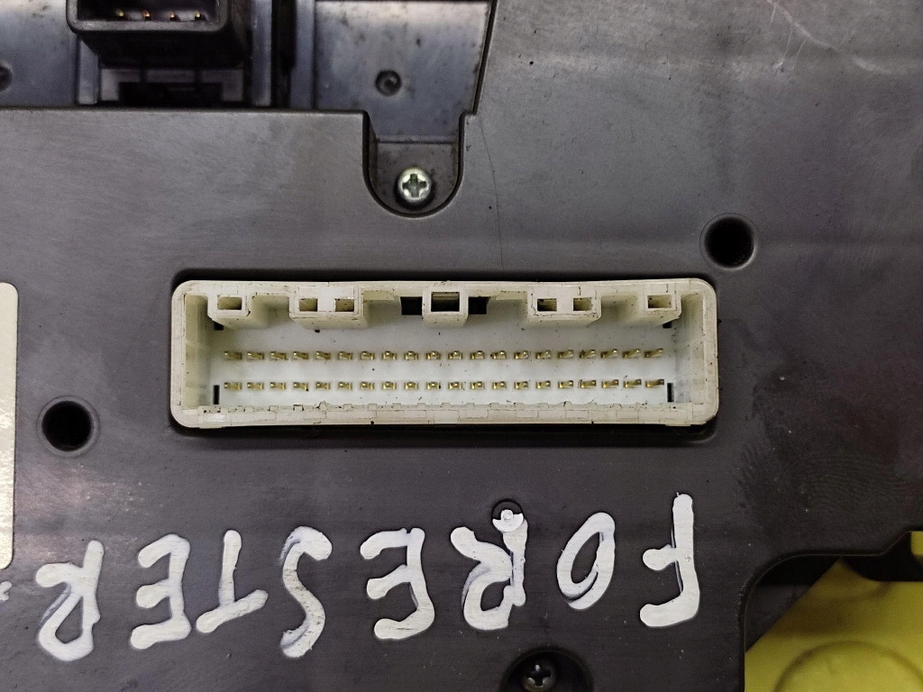 SUBARU FORESTER 2 PANEL klími klimatizaci 72311SC060