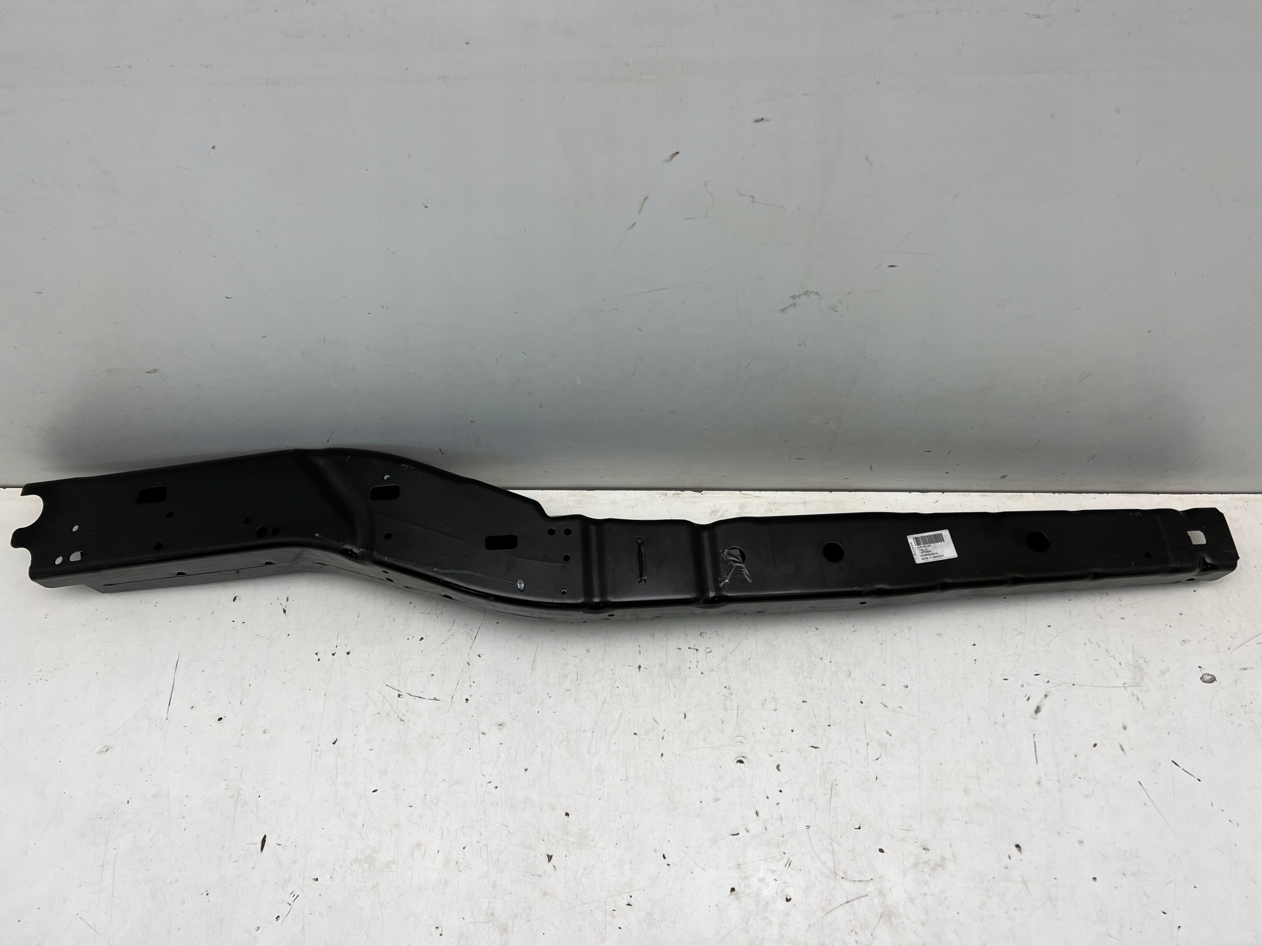 VW AMAROKh ЛОНЖЕРОН РАМА ПЕРЕДНЯЯ ПРАВА ПЕРЕД