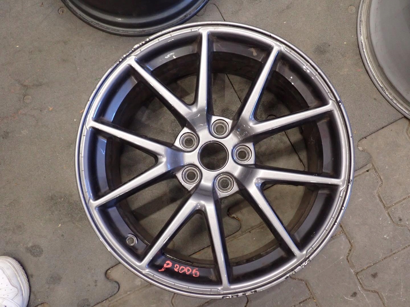disk disk TESLA 3 5x114,3 ET40 8,5J 18" 1044261-00-A