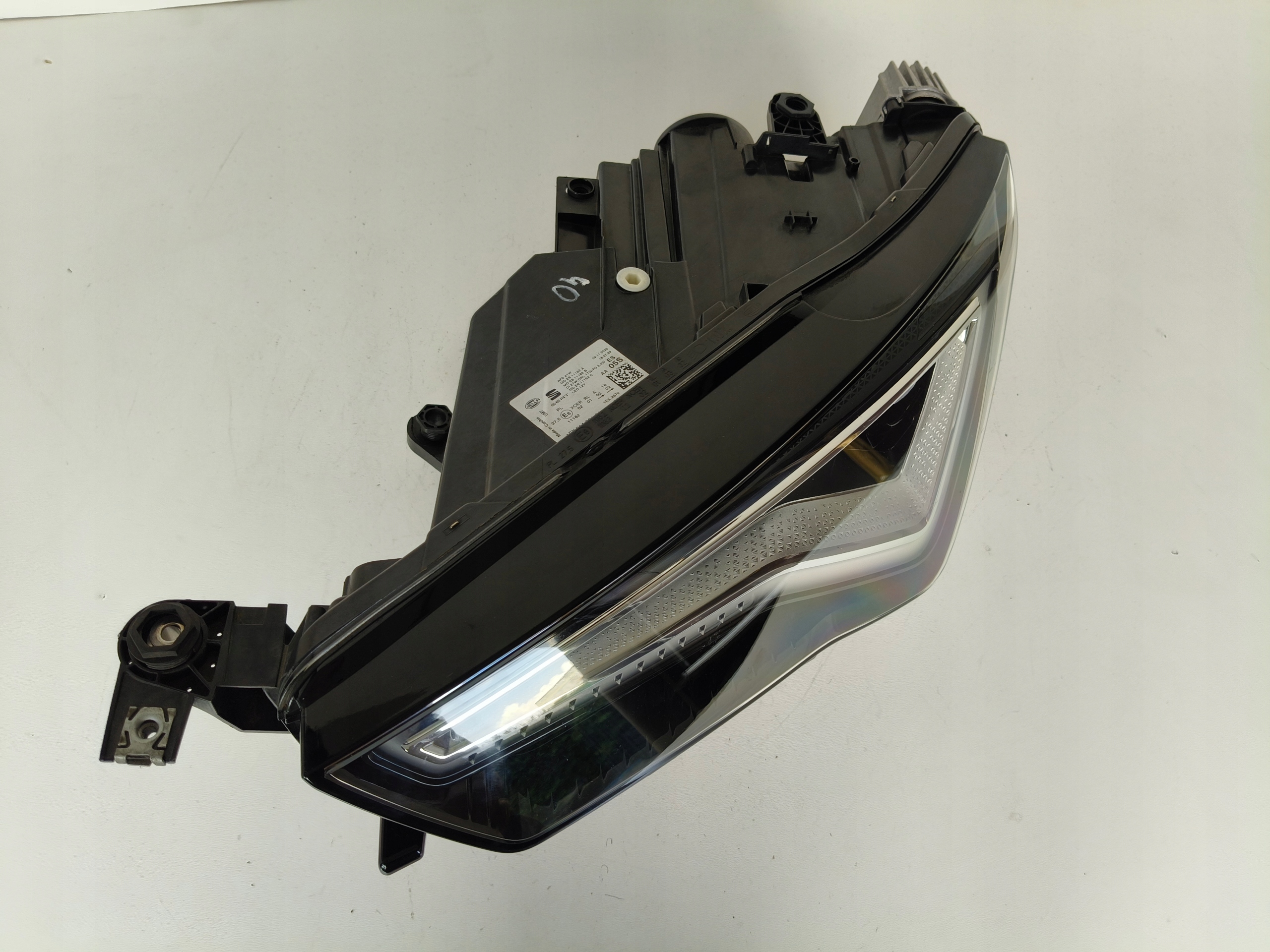 light left REFLEKTOR SEAT ATECA 575 LIFT FULL LED