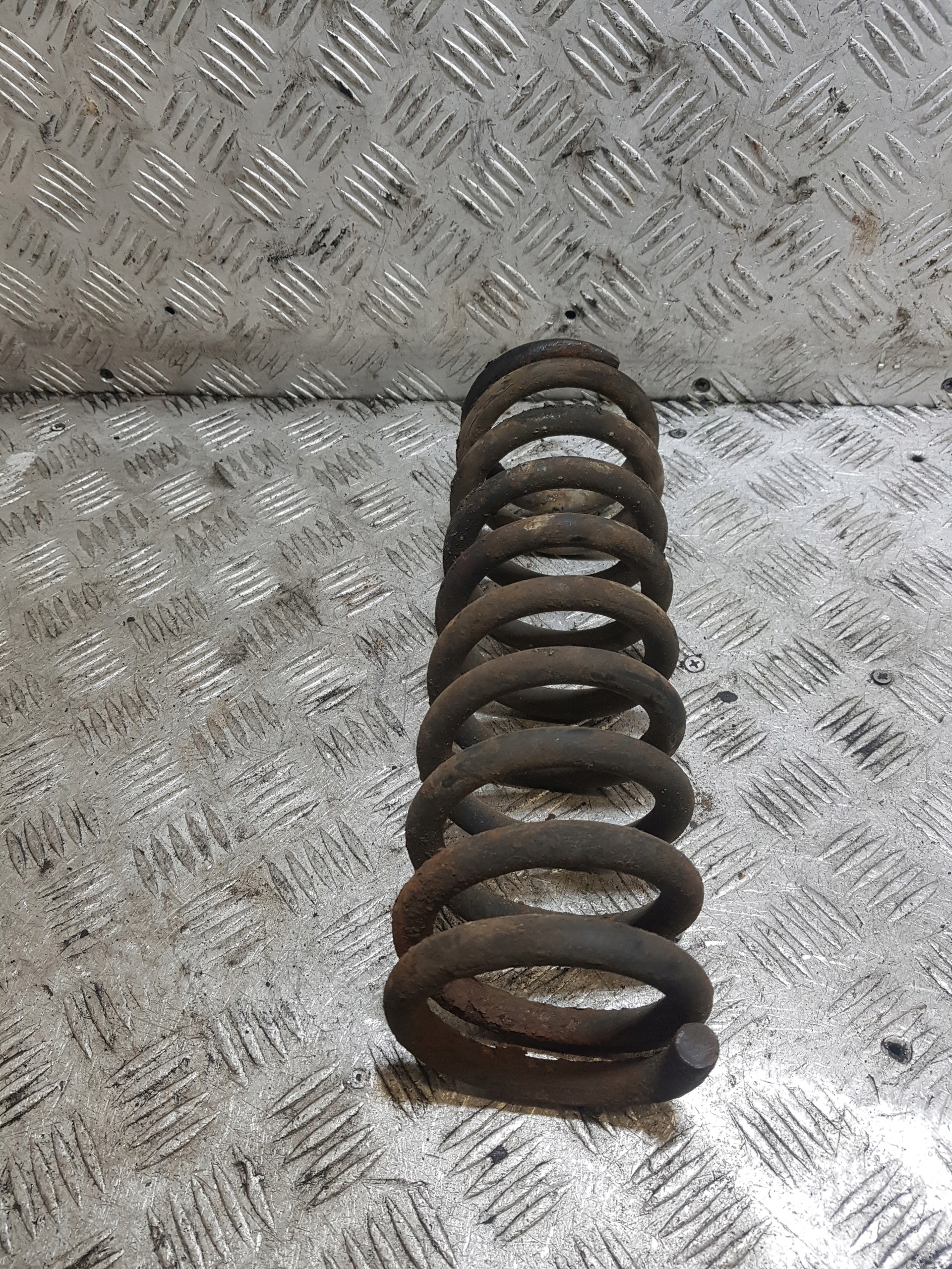 spring rear part rear MERCEDES-BENZ W124