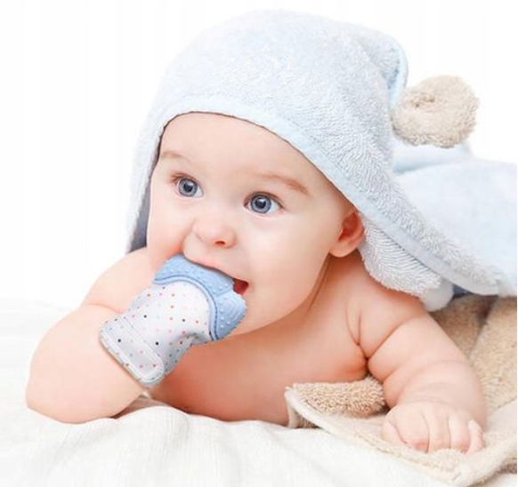 Gryzak Rękawiczka Uspokająjąca Niemowle Ząbkowanie Odcienie Niebieskie EAN (GTIN) 5904107776095