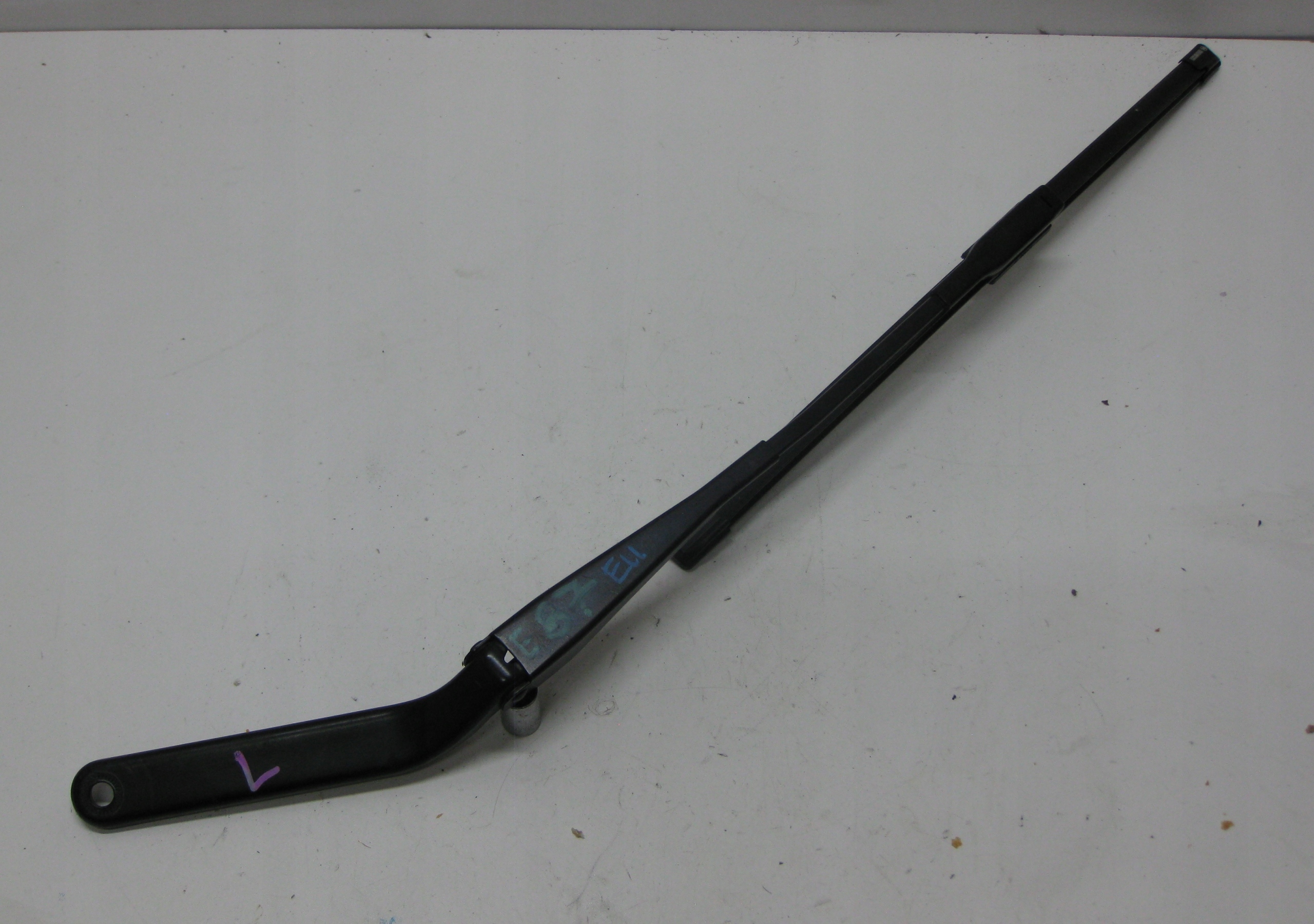 BMW E87 08R wischerarm links 7169971
