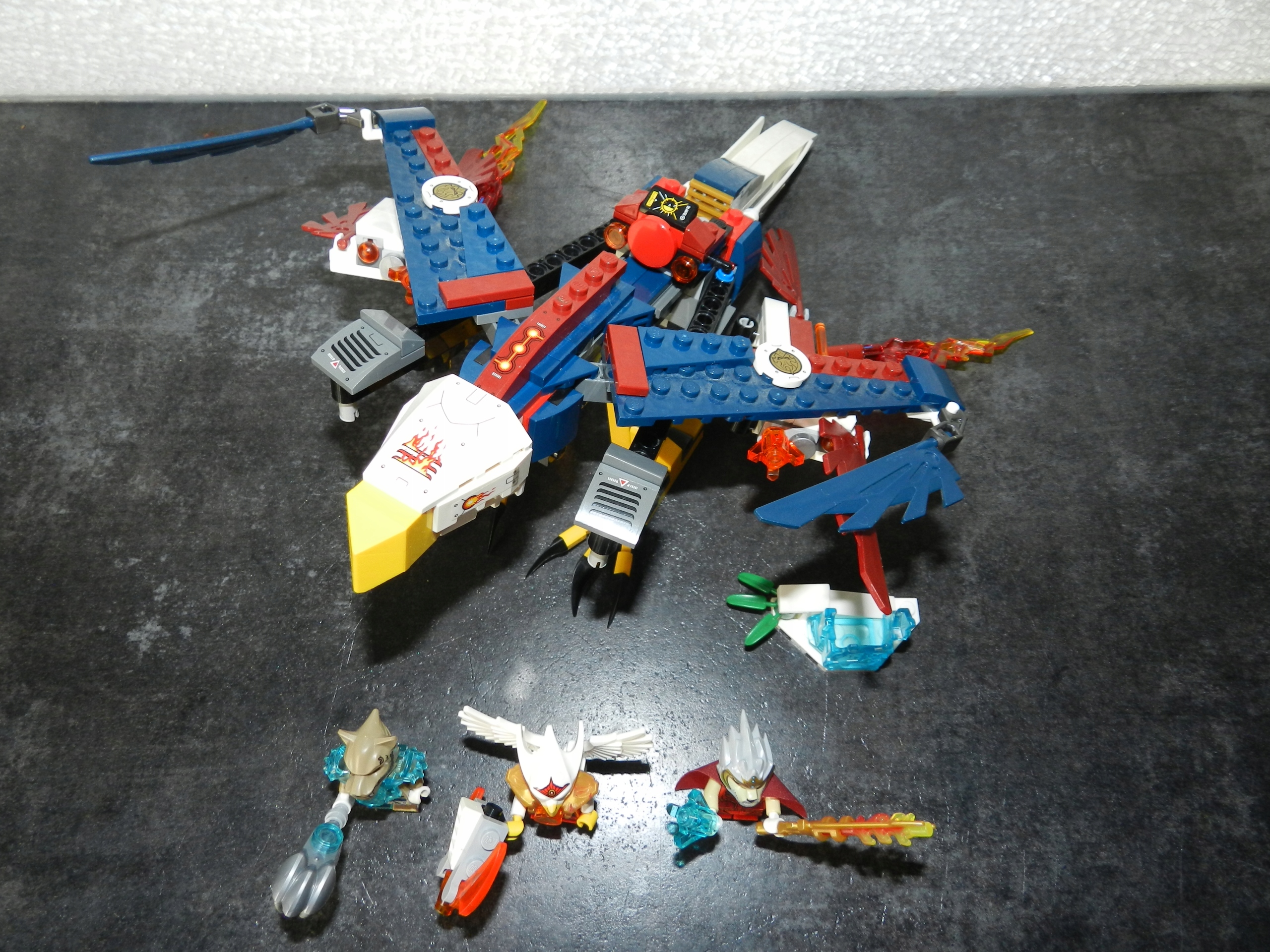 LEGO Chima 70142 - Eris' Fire Eagle Flyer