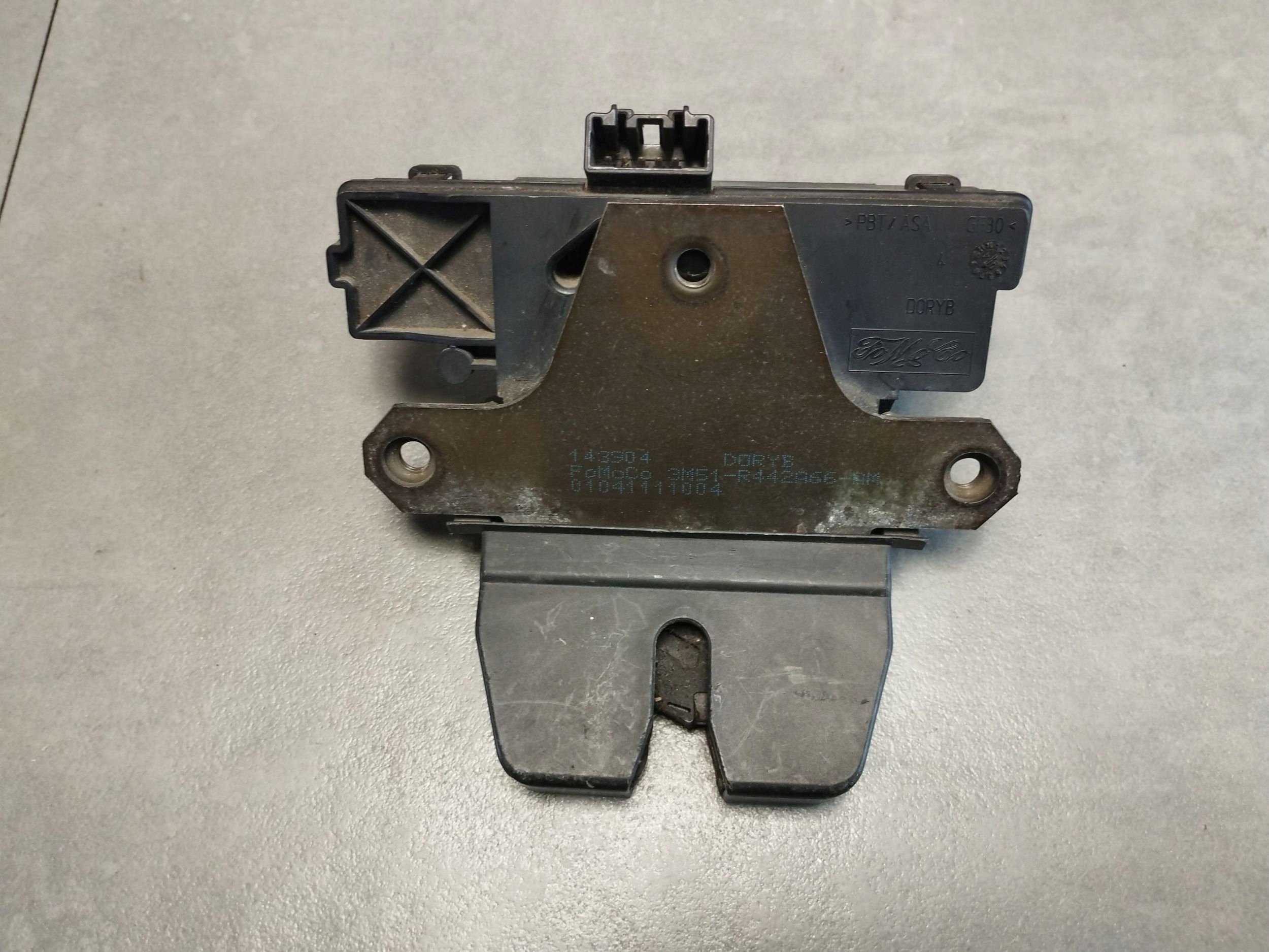 Ford Focus C-MAX lock bonnet boot 3M51R442A66AM
