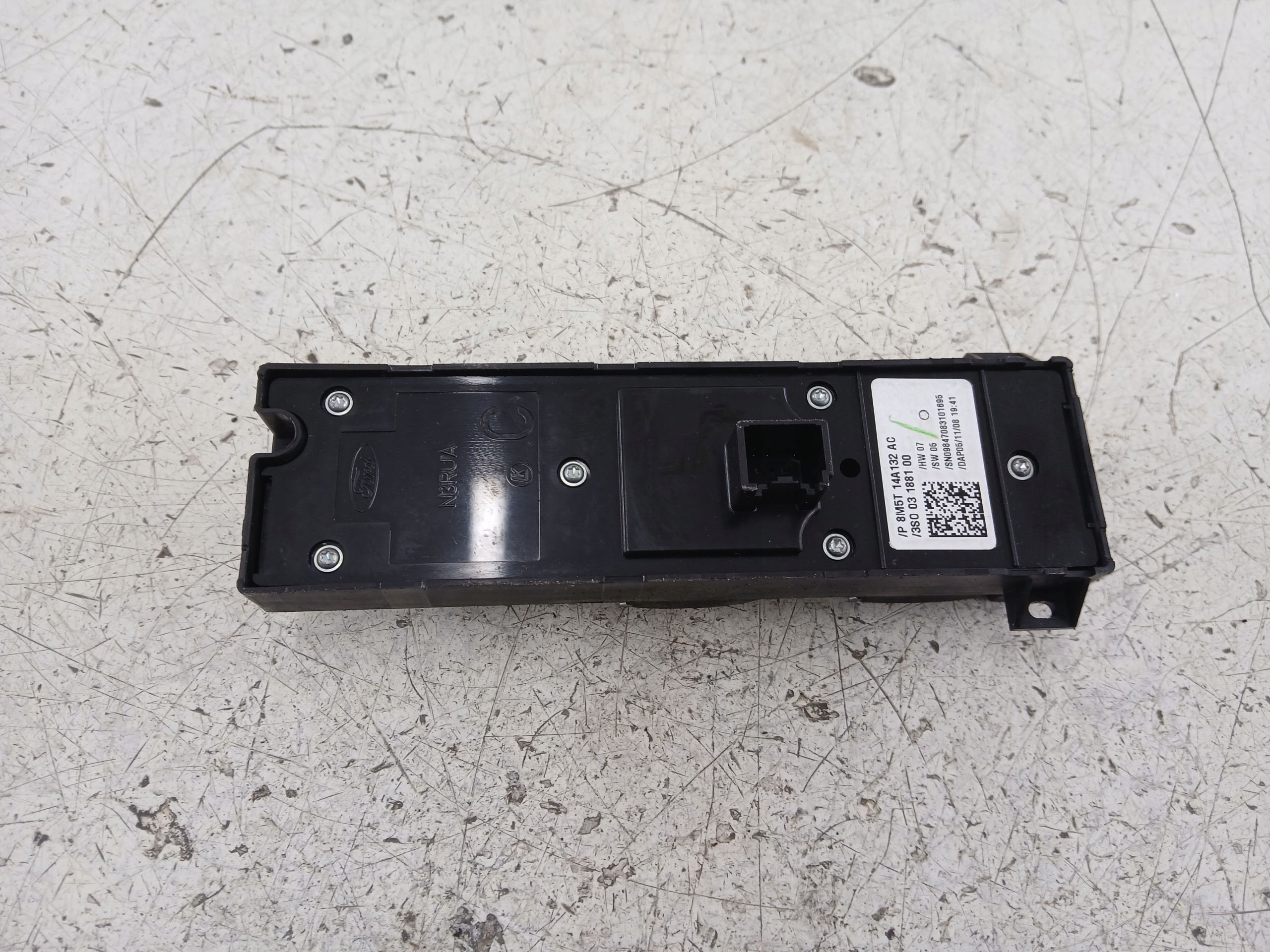 FORD FOCUS MK2 C MAX PANEL of the window left front 8M5T14A132AC
