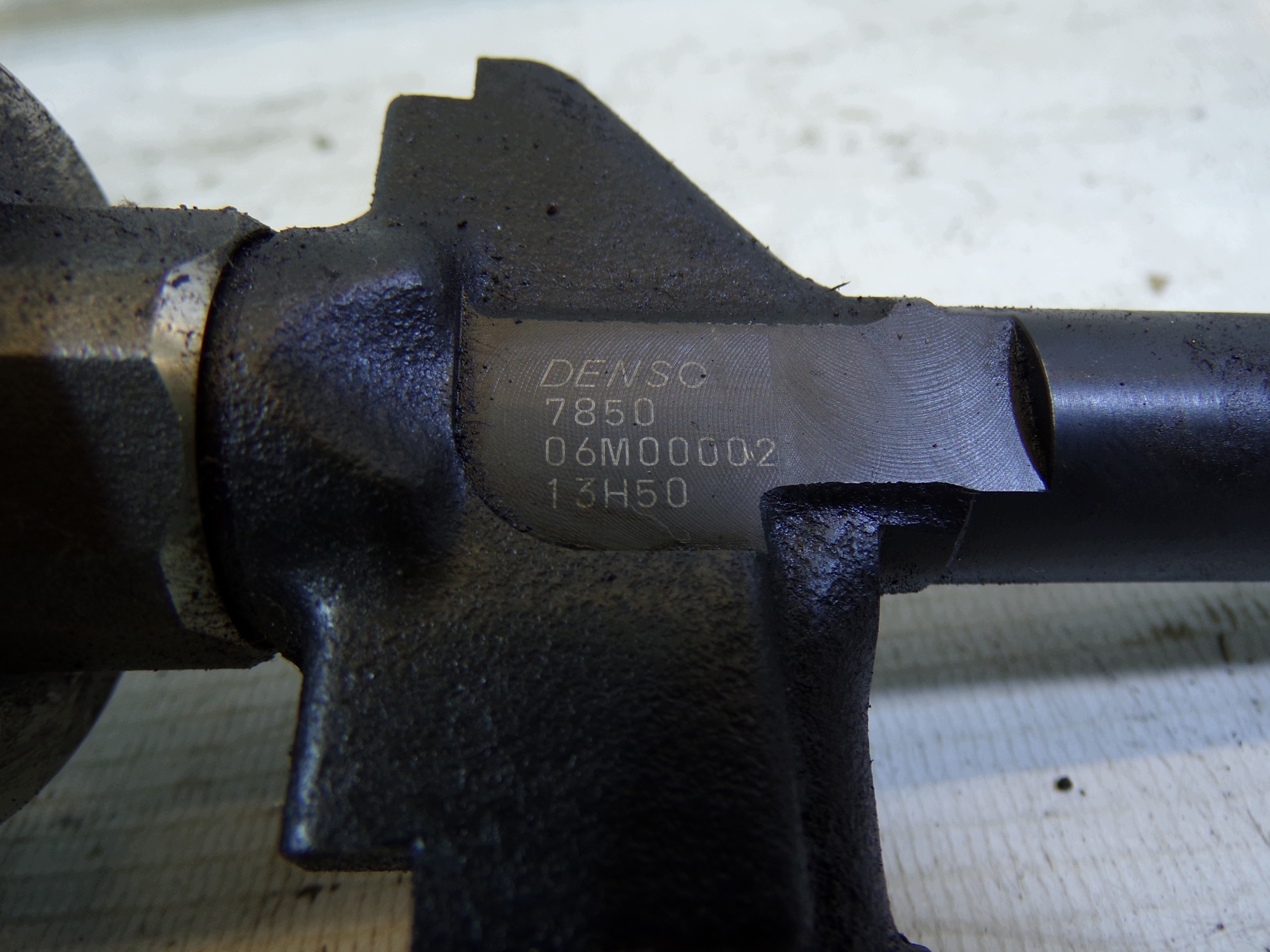 einspritzdüse pumpe-düse-einheit einspritzdüse MAZDA DENSO 7850 13H50 / 06M00002 (2)