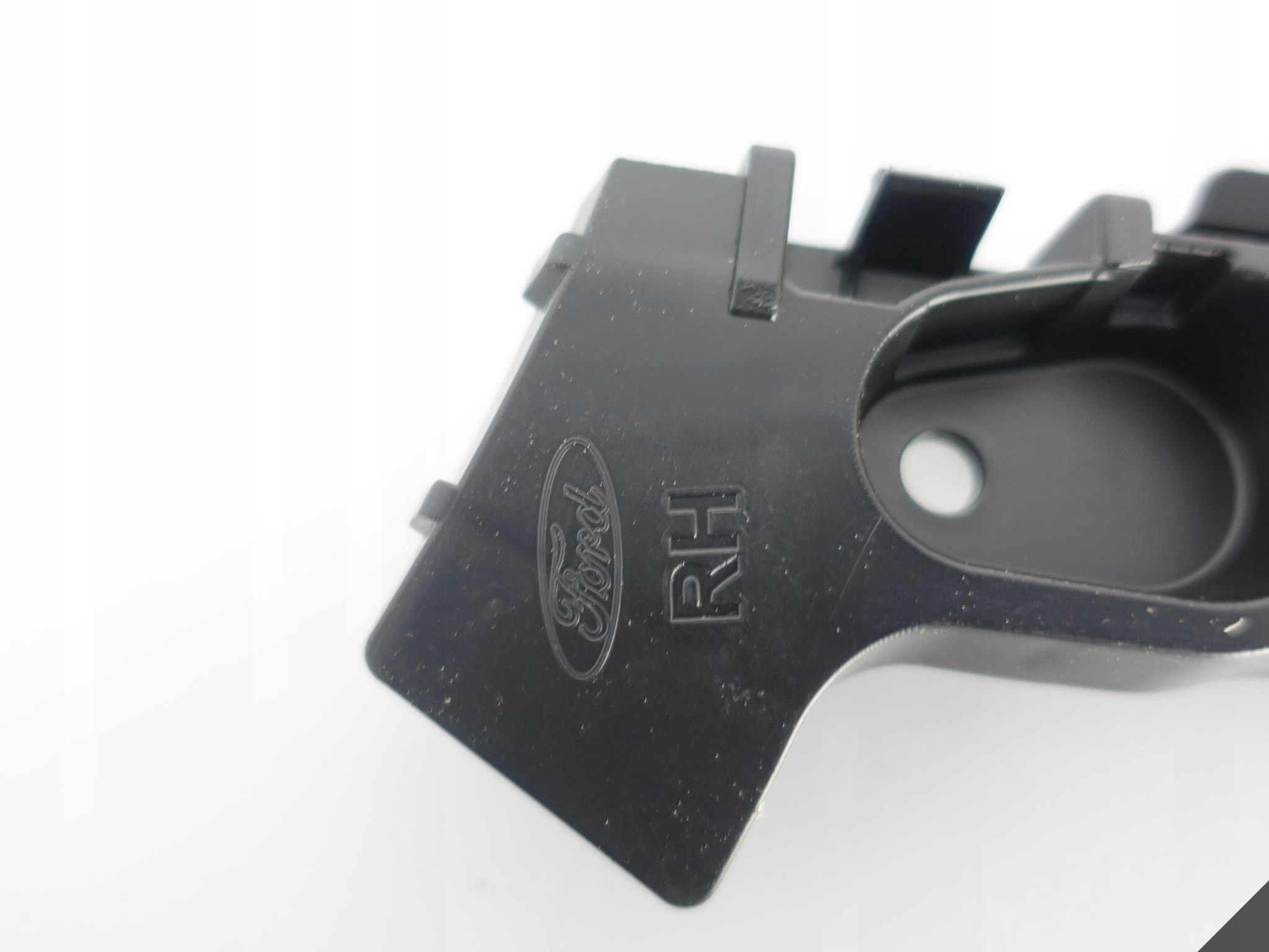 FORD FIESTA MK8 17- bumper bracket support right rear part