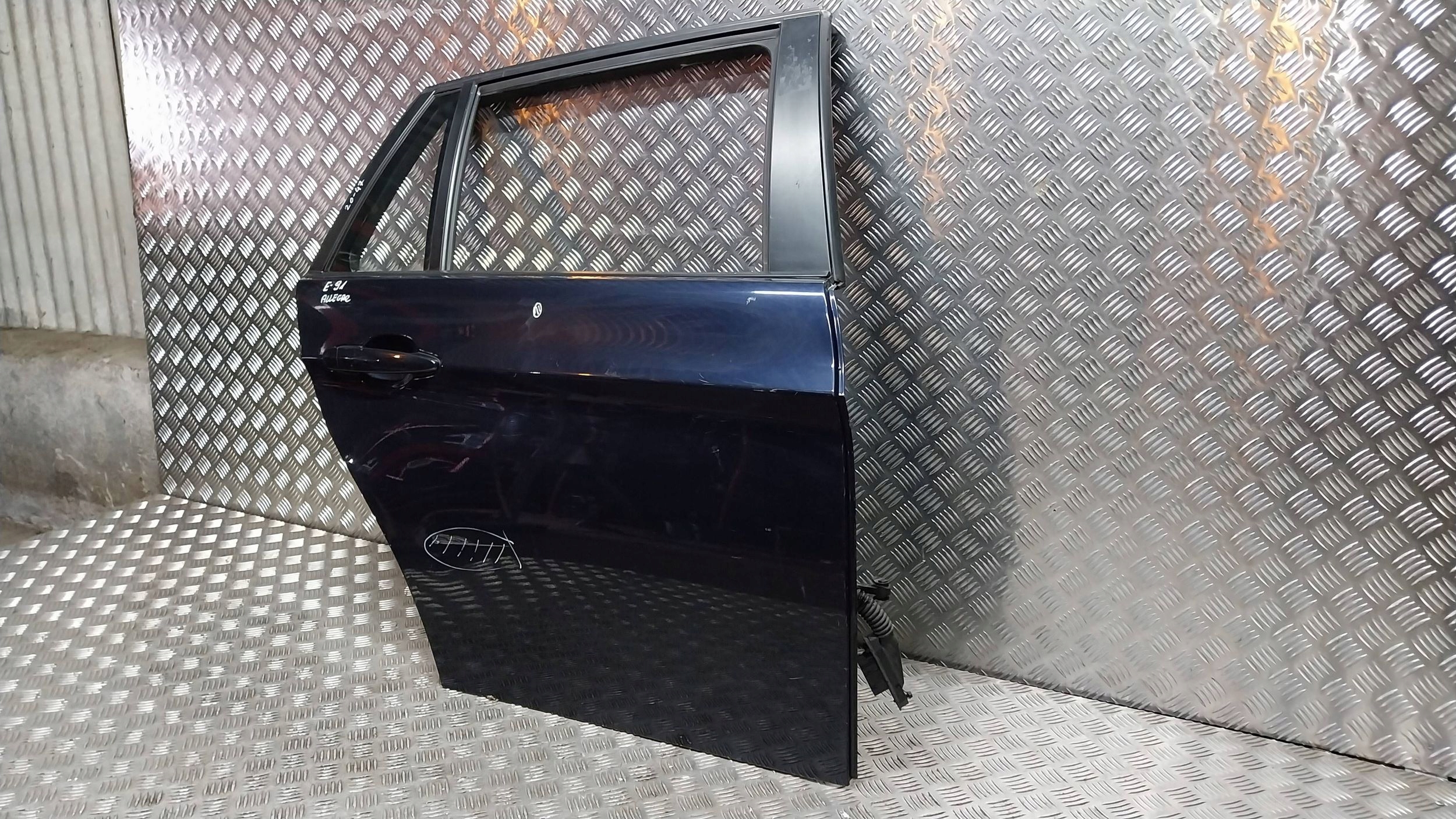door rear part right BMW 3 E91 04
