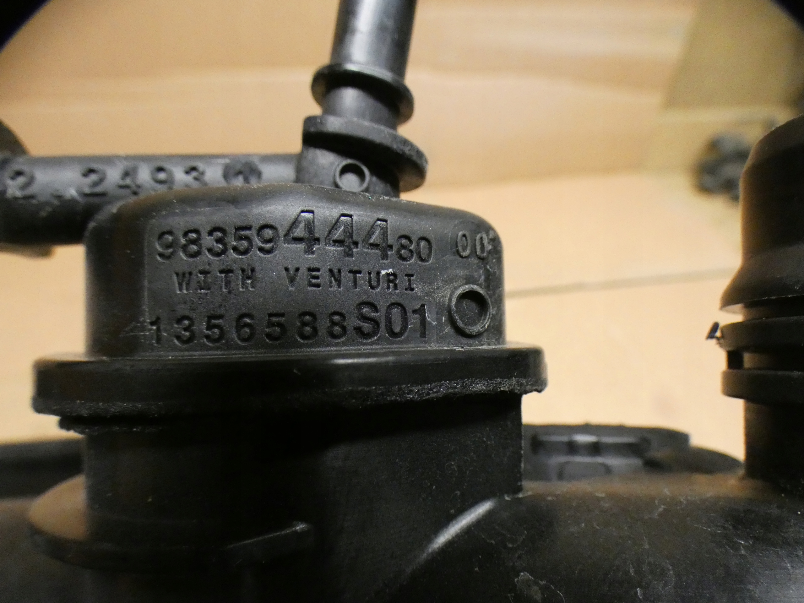 pipe intake air PEUGEOT 3008 9835944480