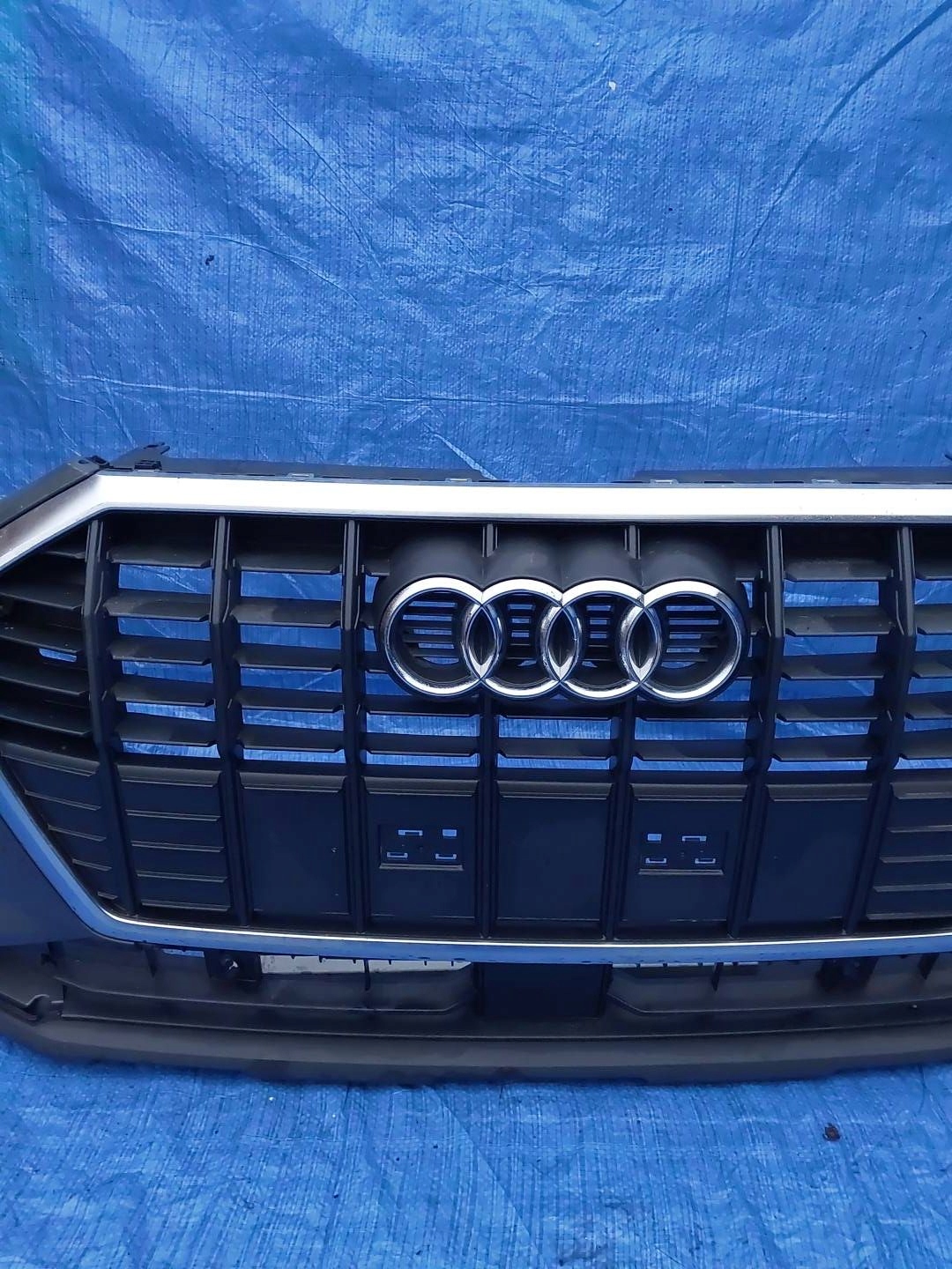 nárazník předek přední AUDI Q3 2 S-LINE 83A807438