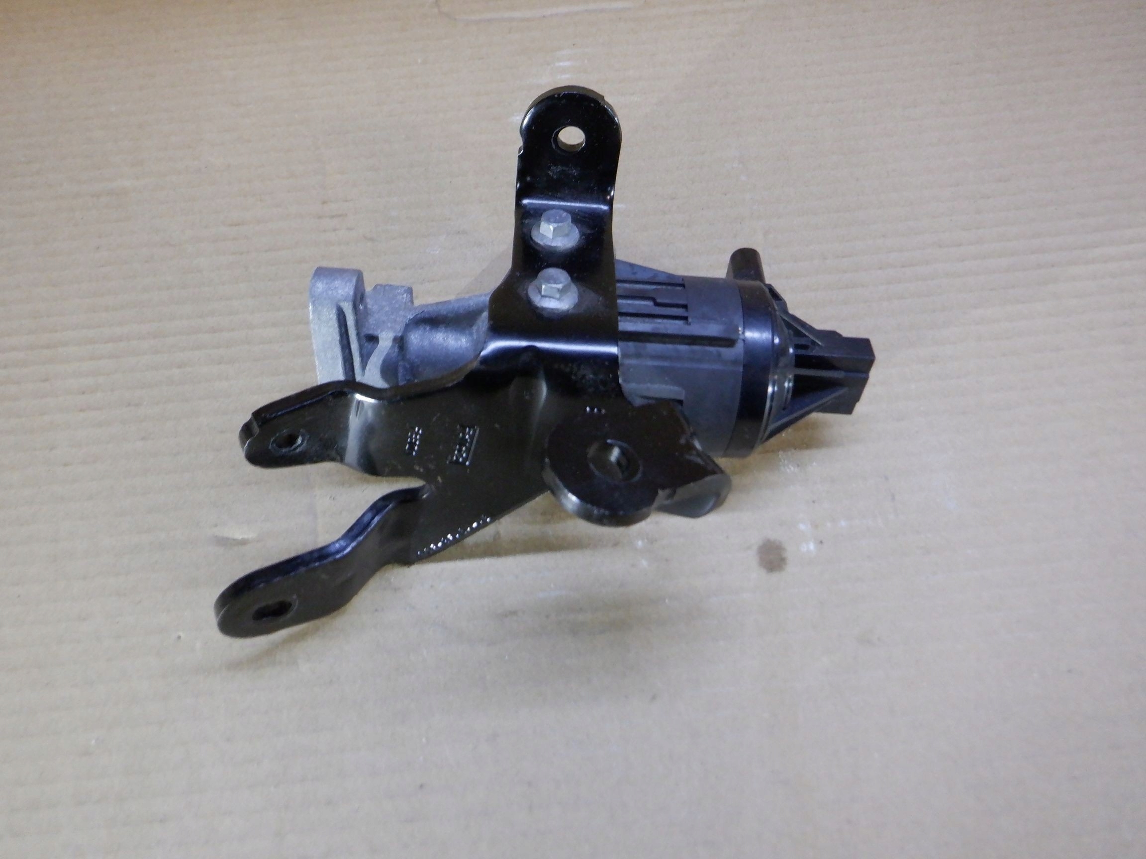 ZAWÓR EGR FORD EDGE USA 2.0 ECOBOOST Typ silnika Benzyna