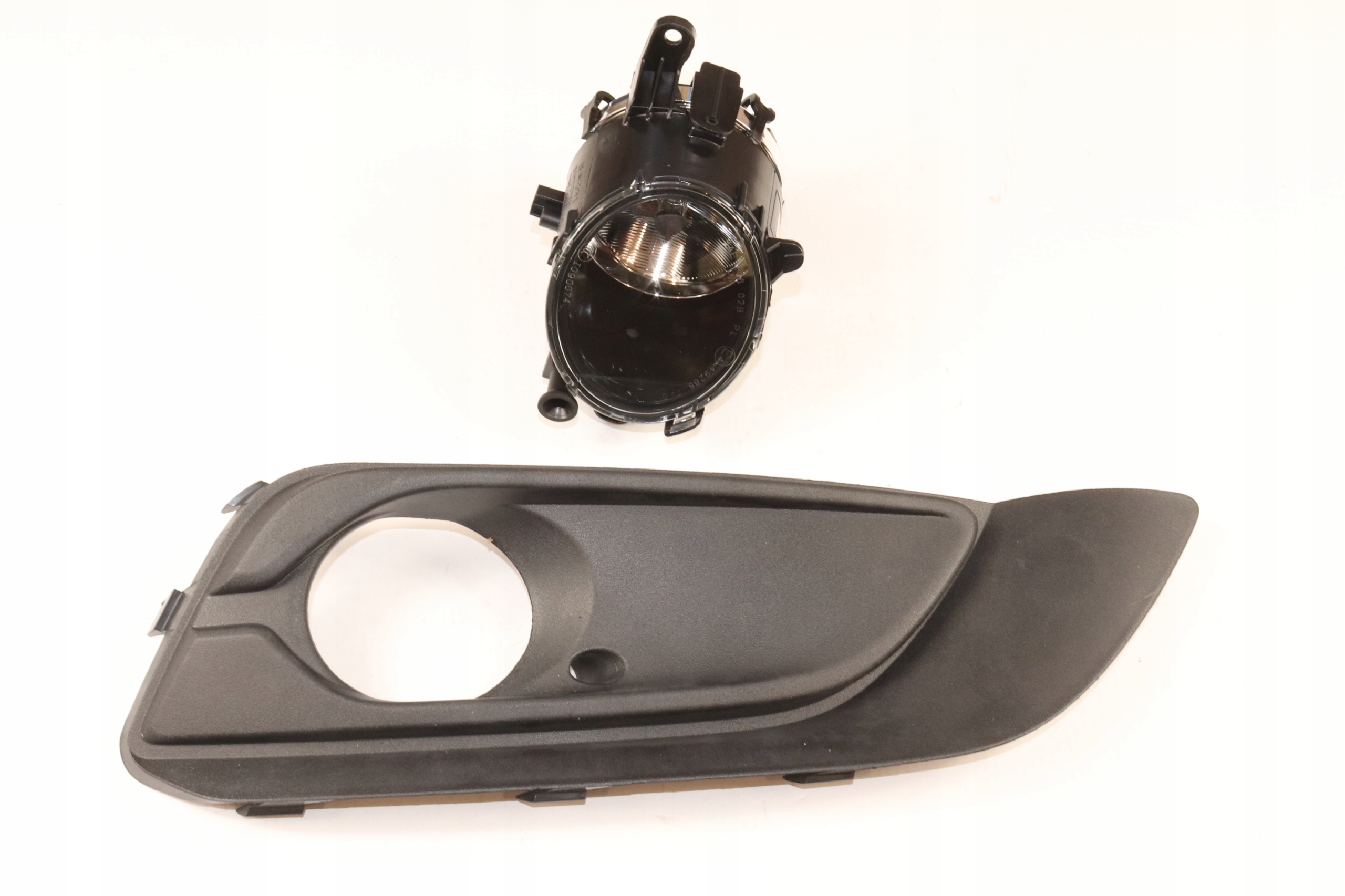 22865975 39099482 - OPEL CROSSLAND X 17-20 ГАЛОГЕННА РЕШІТКА БАМПЕРА PRA