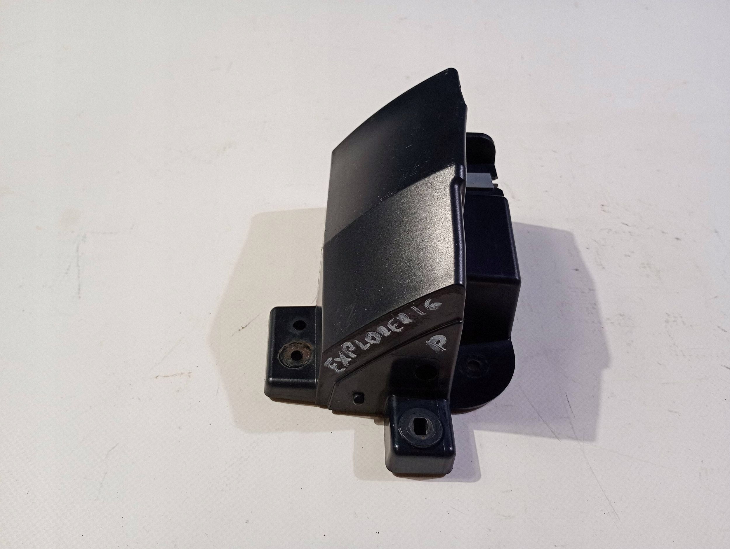Support Support plaque Pare choc Arrière Droite Arrière Ford Explorer V 2016-2019