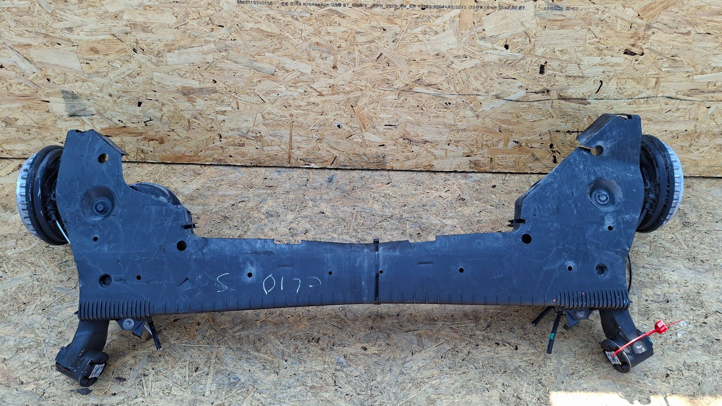 axis rear part RENAULT CLIO V 2019
