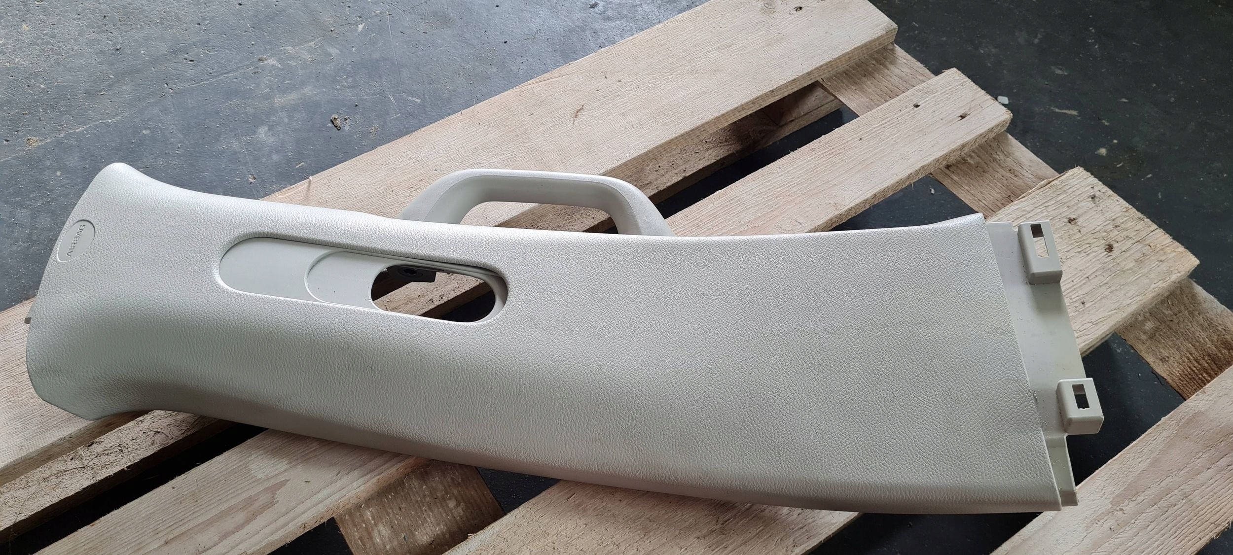 Chrysler Pacifica 2022 cover SLUPKA cap right B 6EK22PD2AJ