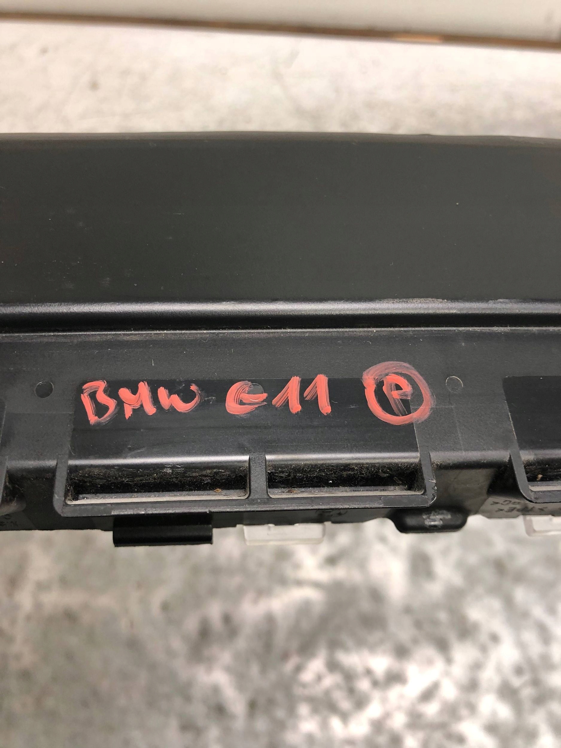 TRZECIE light STOP BMW G11 02456869901