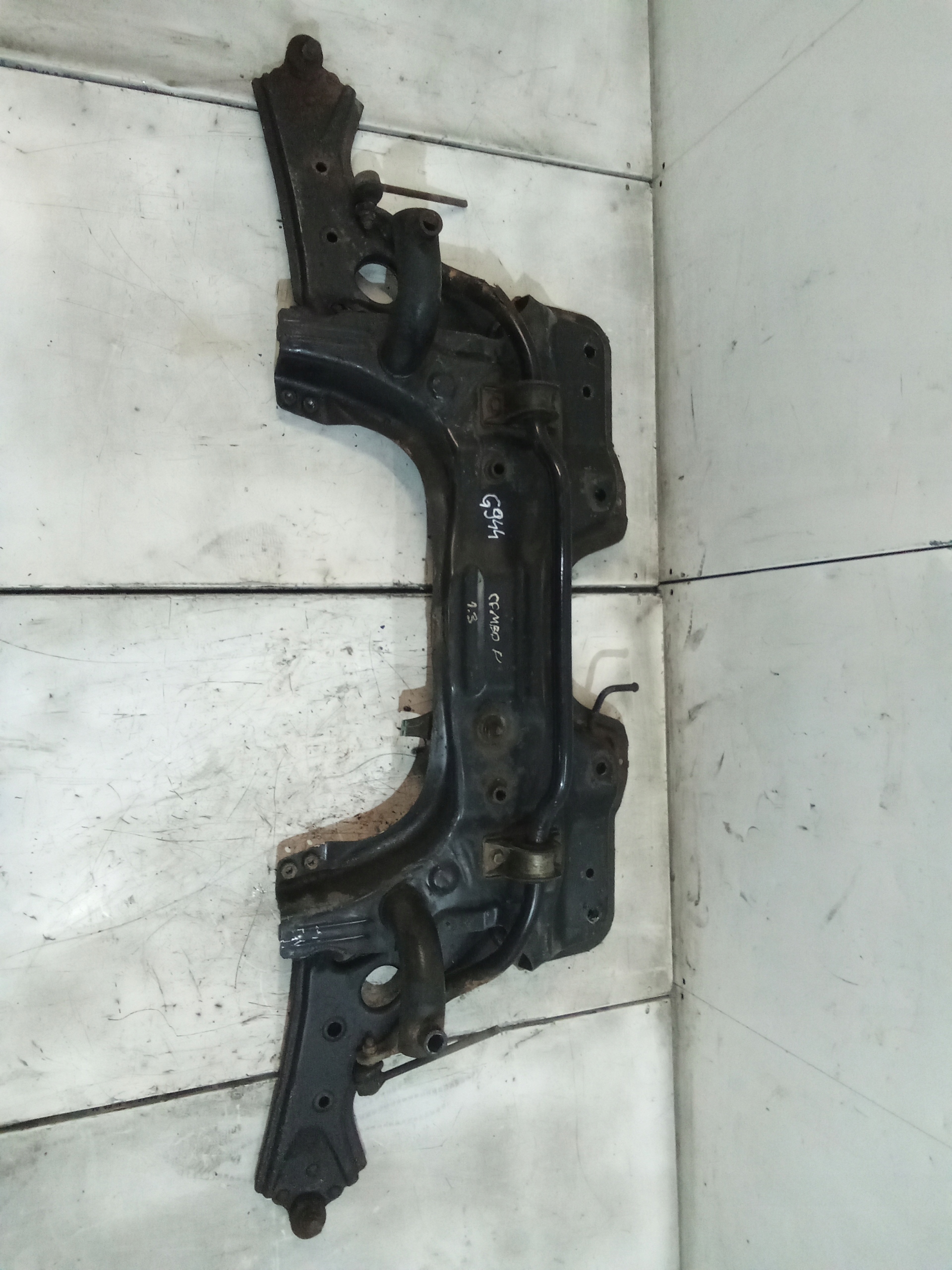 G944 сани спереди COMBO D 1.3 D